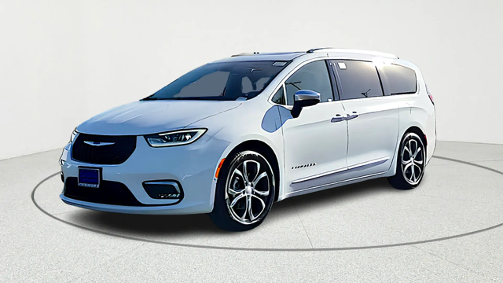2026 Chrysler Pacifica Pinnacle photo 3