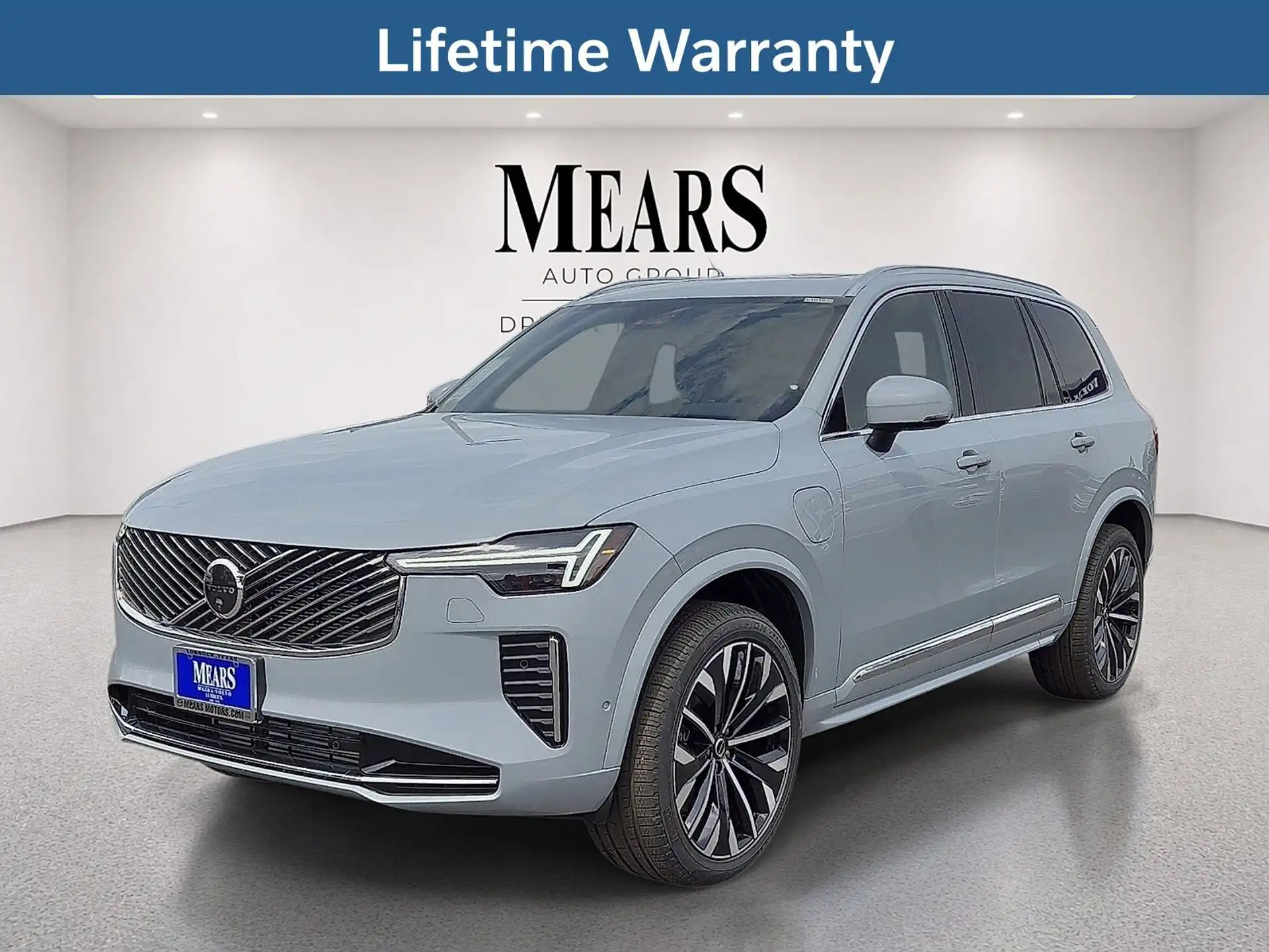 2026 Volvo XC90 T8 Recharge Plus Bright 7-Seat 4WD's photo