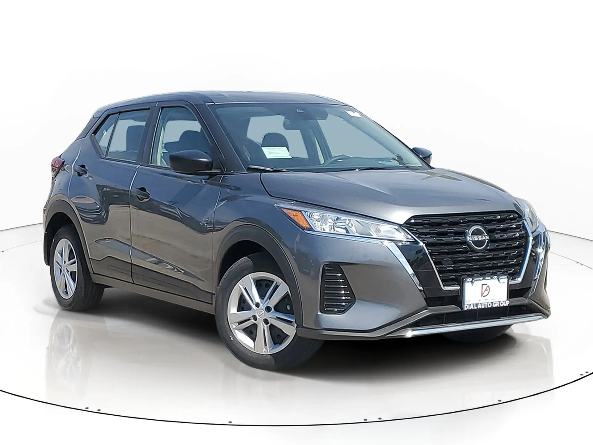 2025 Nissan Kicks Play 1.6 FWD's photo