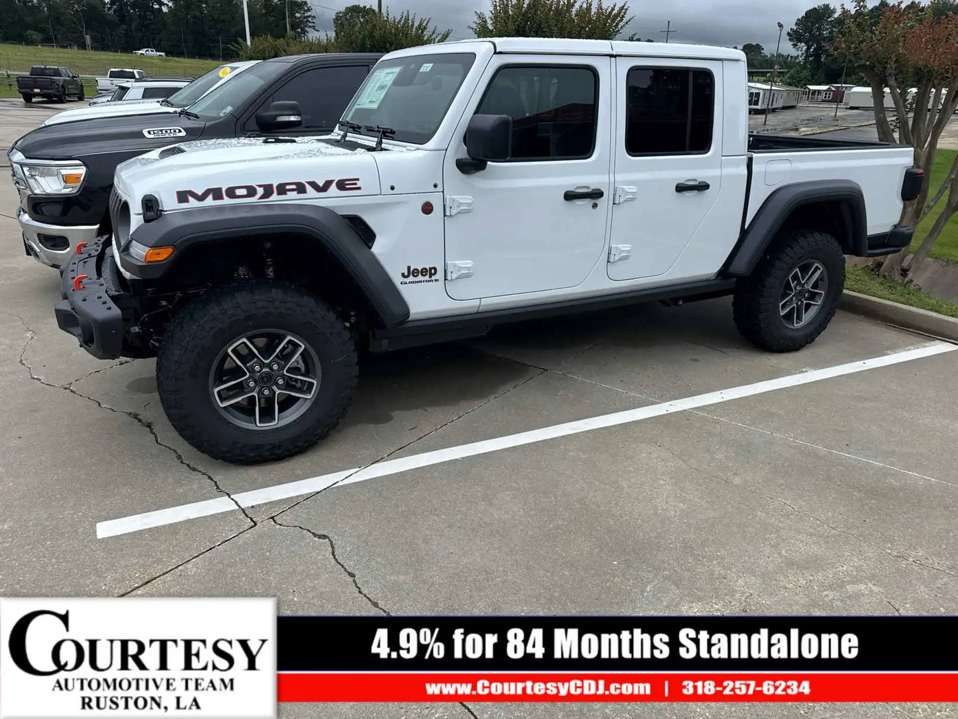 2026 Jeep Gladiator Mojave Auto's photo