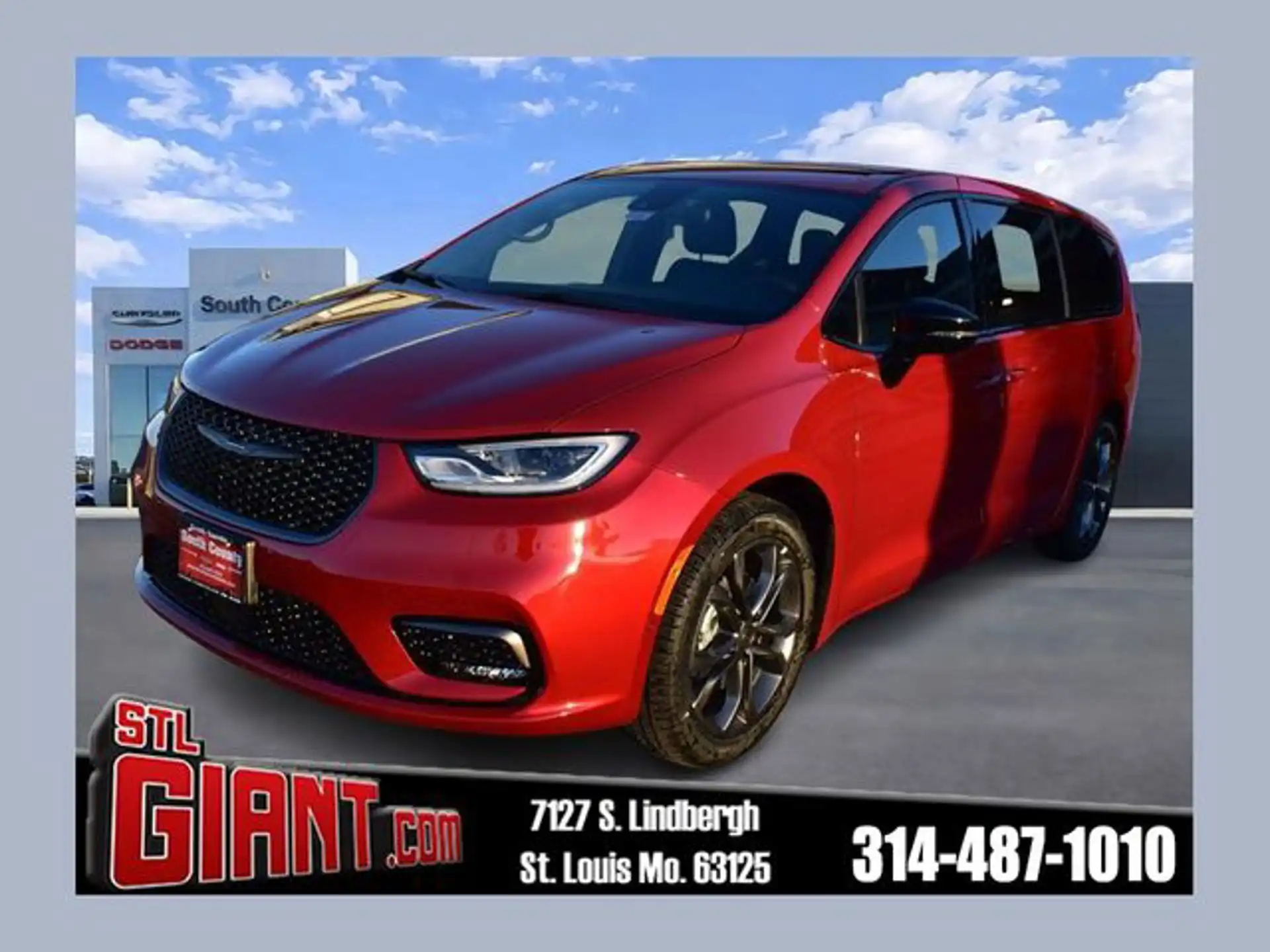2026 Chrysler Pacifica Select's photo