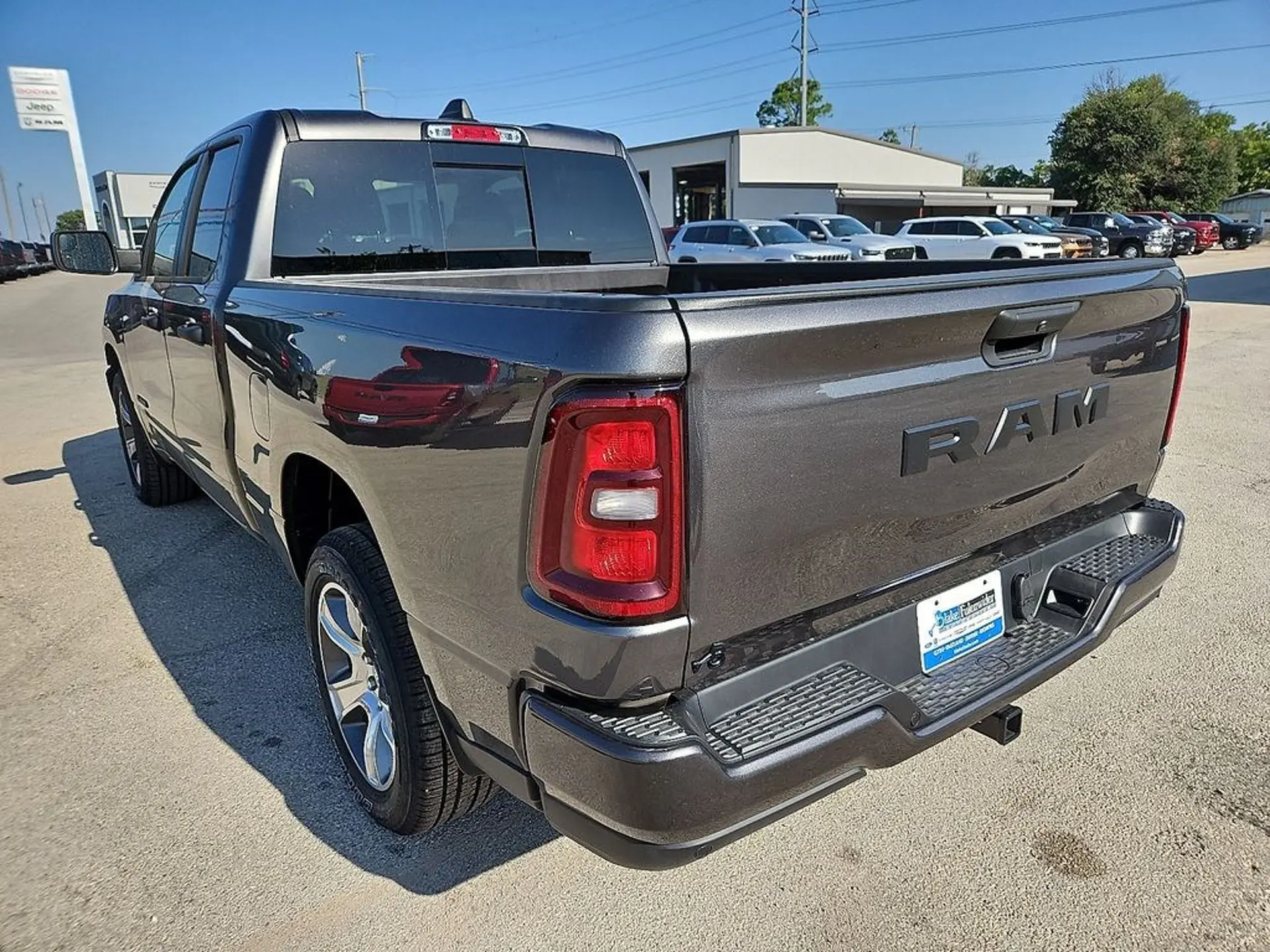 2026 RAM 1500 Express Quad Cab 6'4 photo 5
