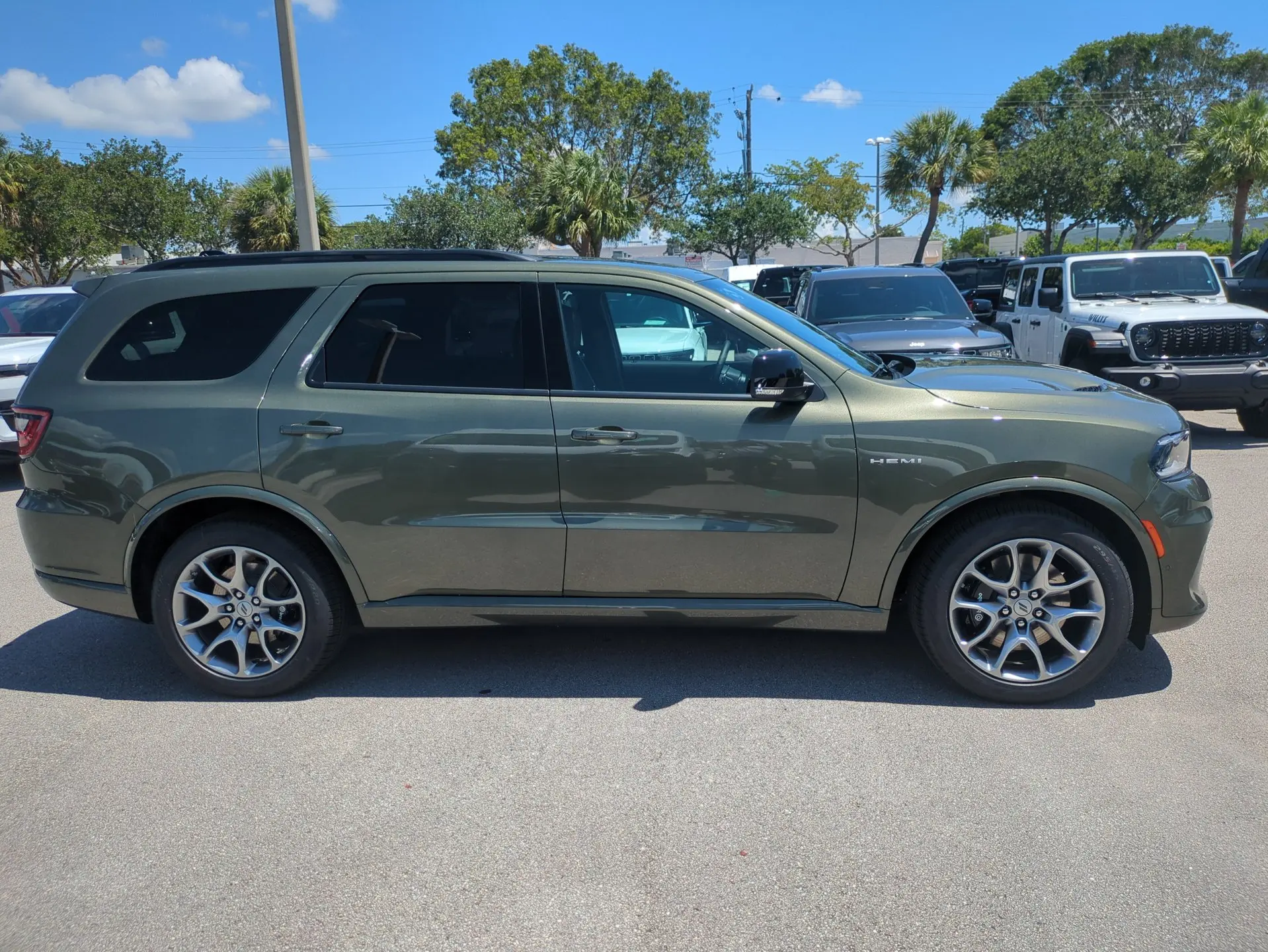 2026 Dodge Durango GT HEMI Plus V8 AWD photo 4