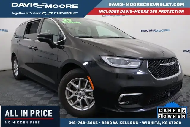 2025 Chrysler Pacifica Select photo 1