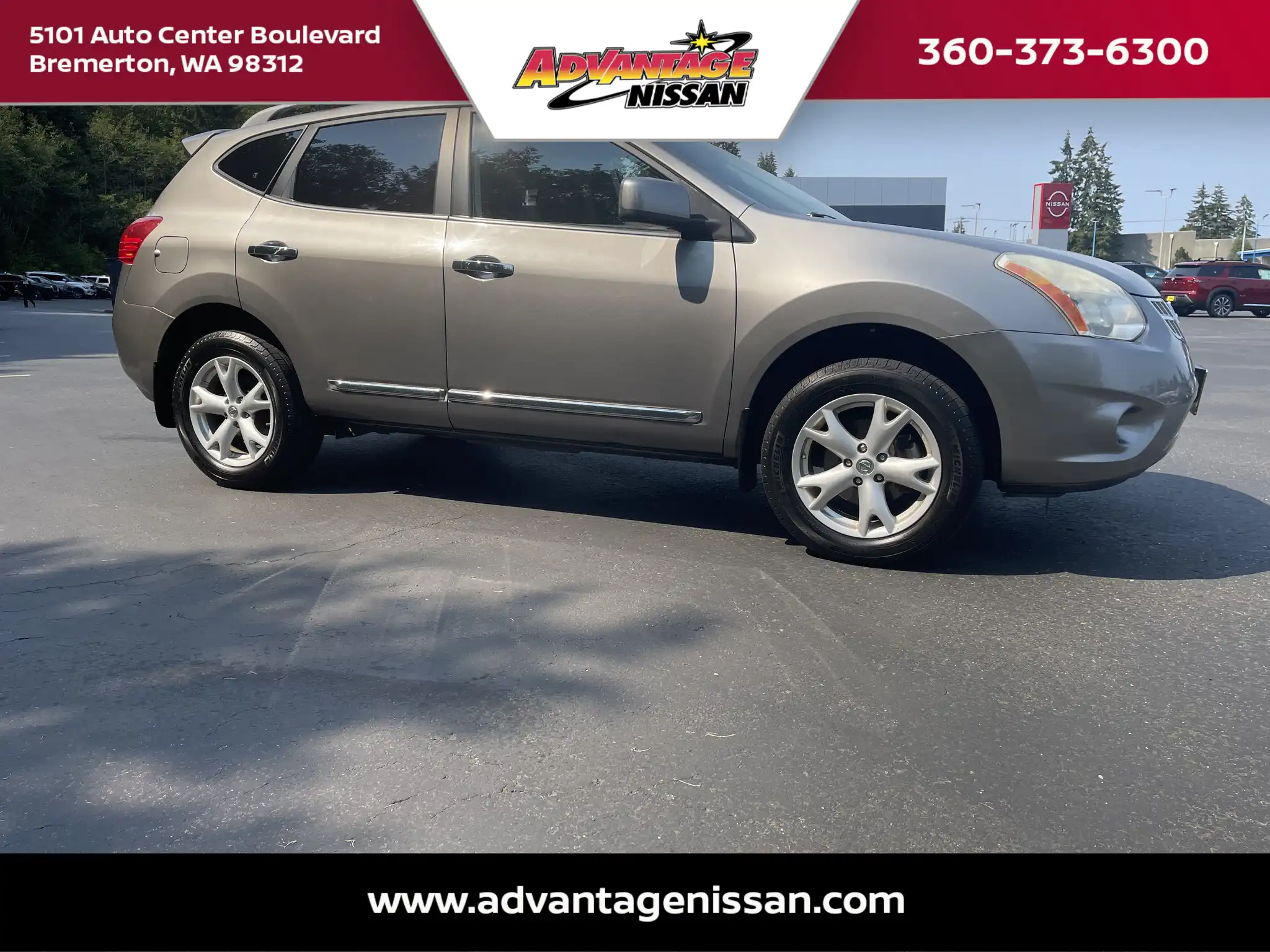 2011 Nissan Rogue SV AWD's photo