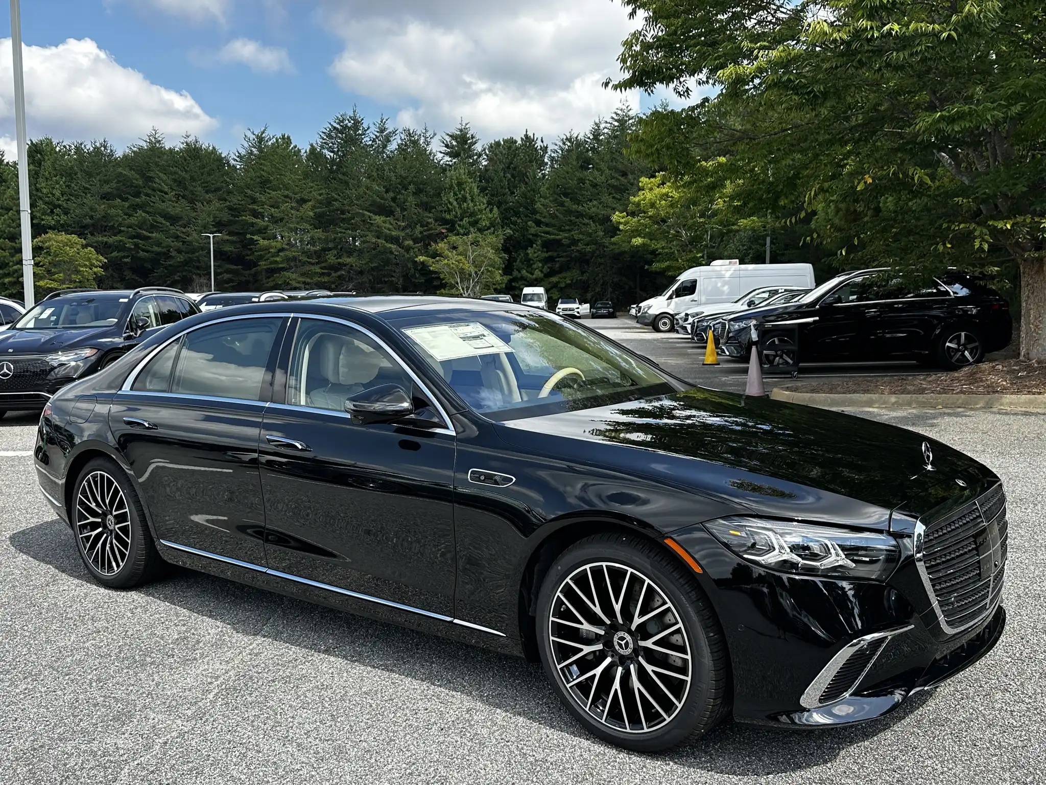 2027 Mercedes-Benz S-Class S580 4MATIC's photo