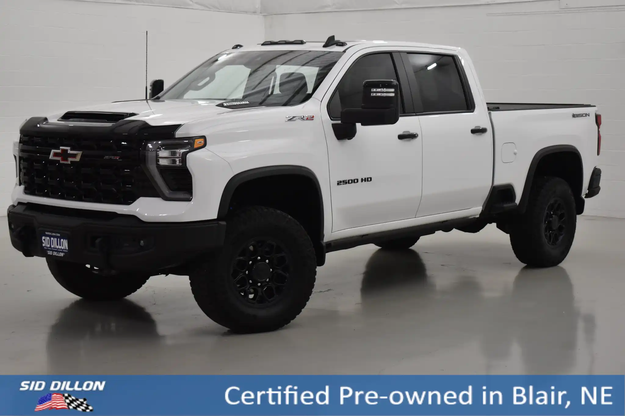 2024 Chevrolet Silverado HD ZR2 4WD Crew Cab Standard Box's photo