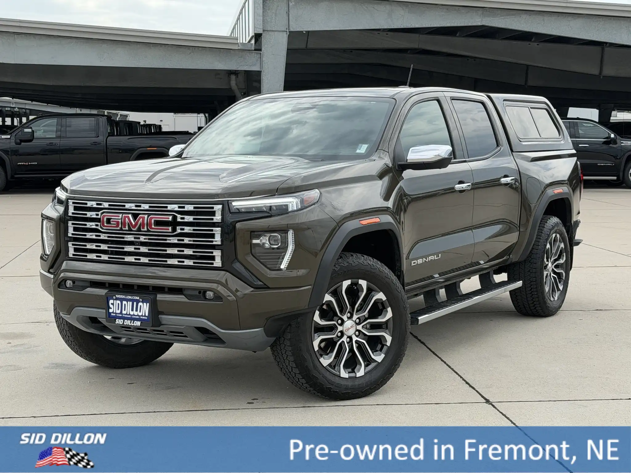2025 GMC Canyon Denali 4WD Crew Cab Short Box's photo