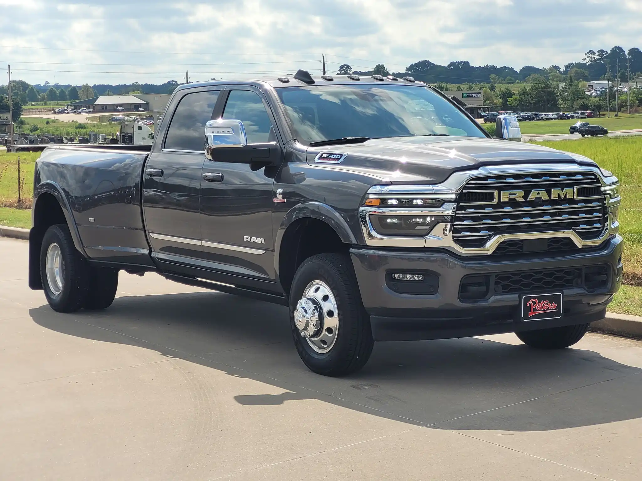 2025 RAM 3500 Limited 4WD Crew Cab LWB's photo