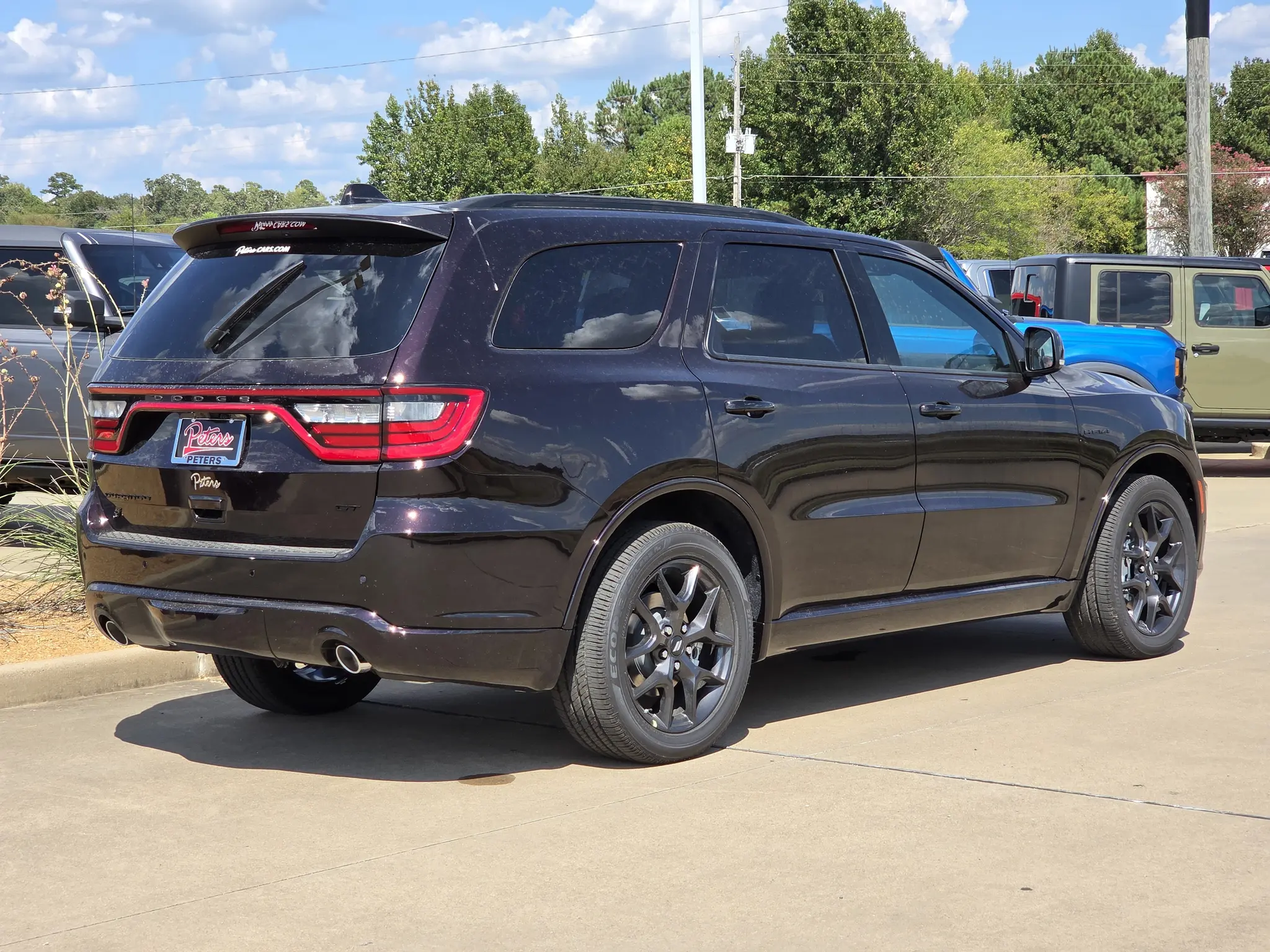 2027 Dodge Durango HEMI V8 GT AWD Plus photo 3