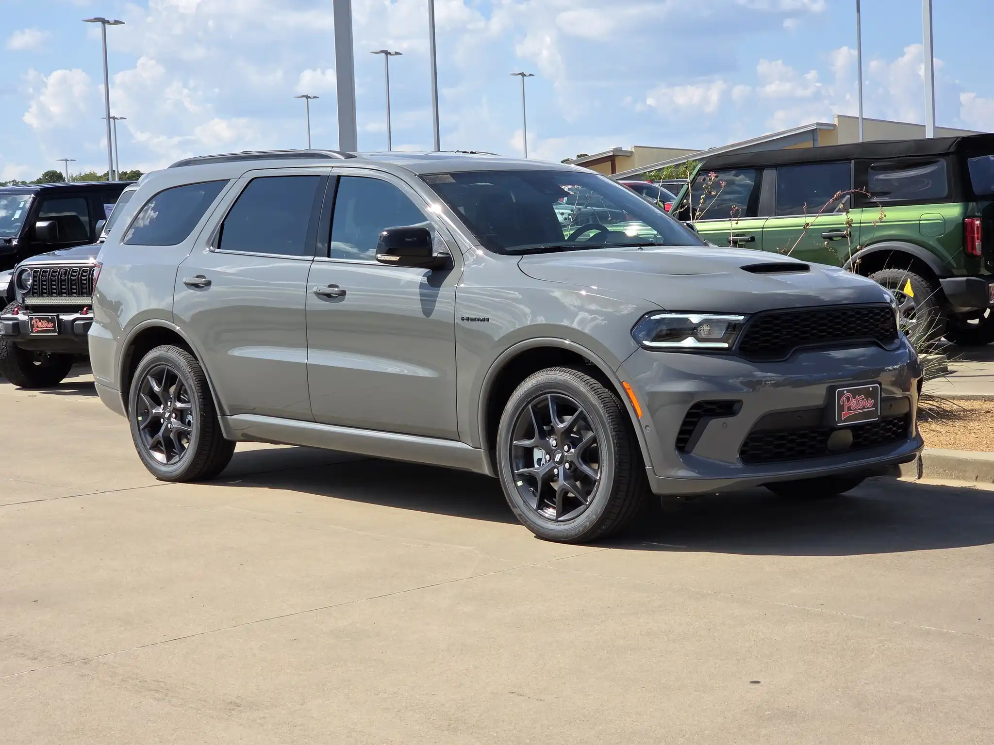2027 Dodge Durango HEMI V8 GT AWD Plus's photo