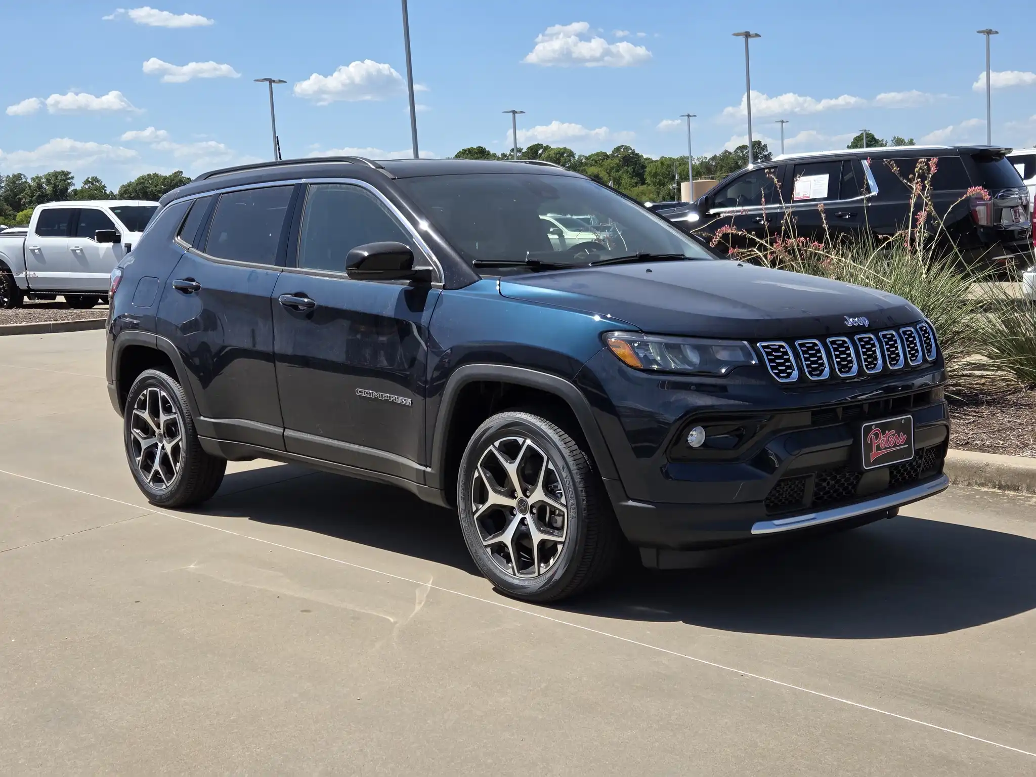 2026 Jeep Compass Limited 4WD's photo