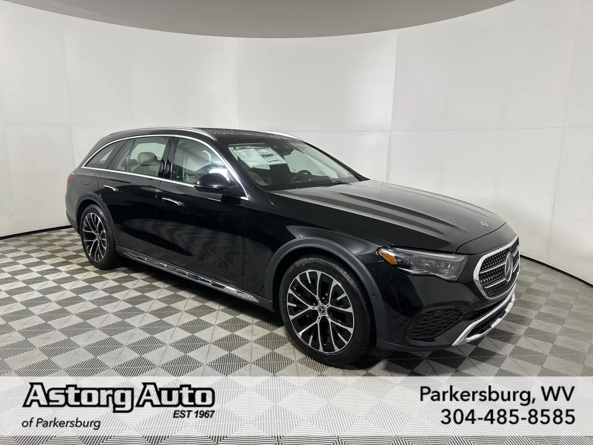2027 Mercedes-Benz E-Class E 450 All-Terrain 4MATIC Wagon's photo