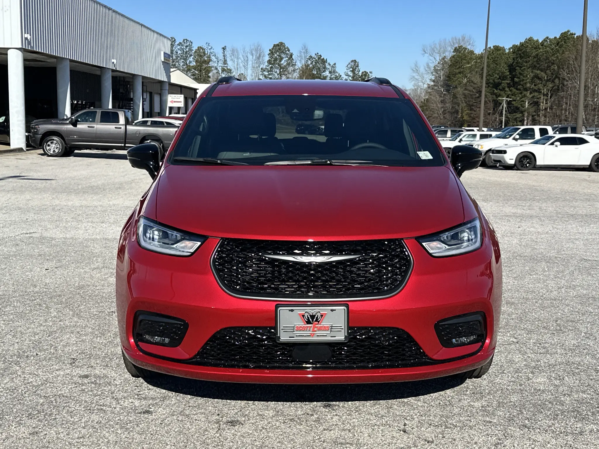 2026 Chrysler Pacifica Select photo 3