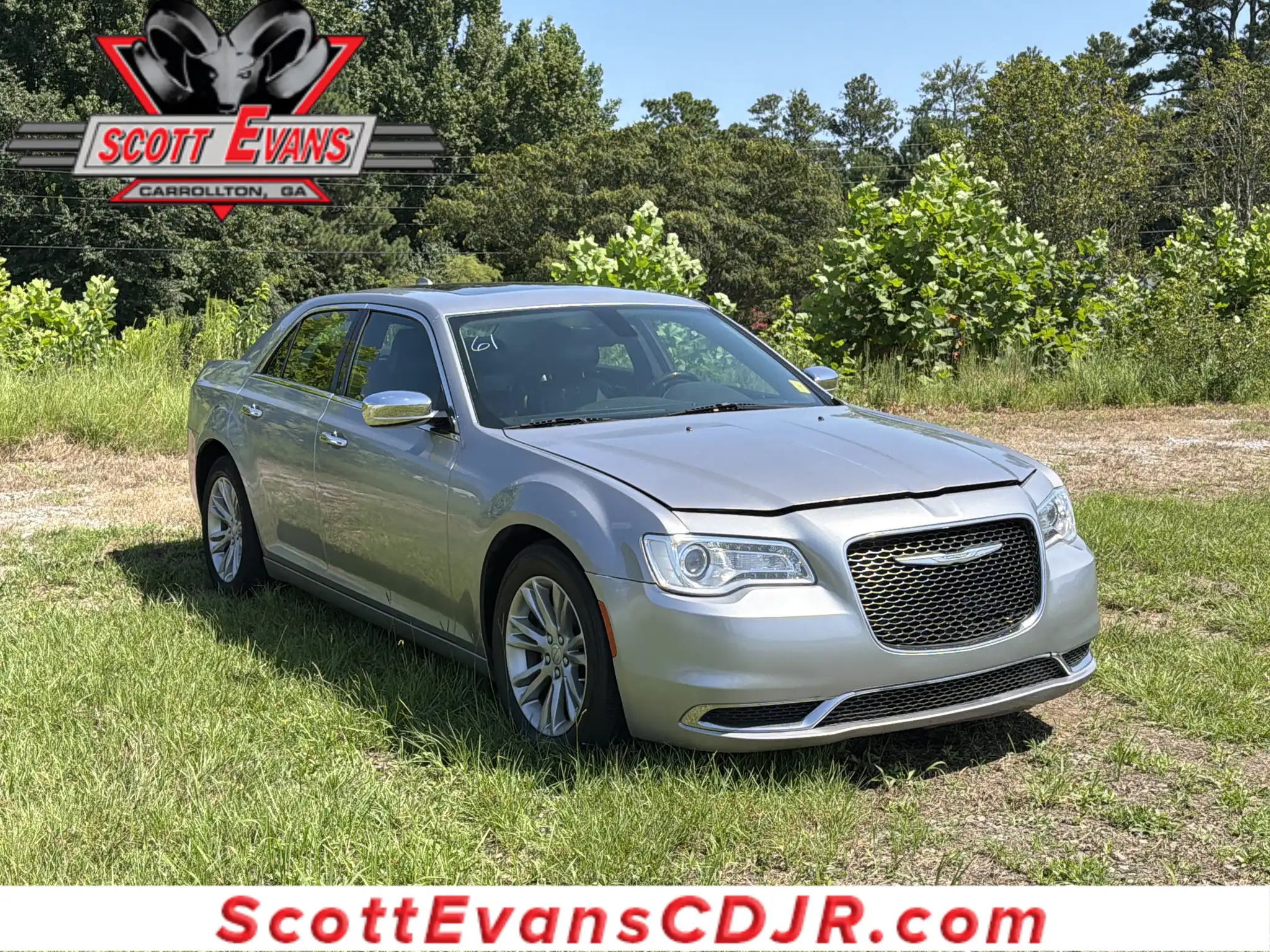 2016 Chrysler 300 C's photo