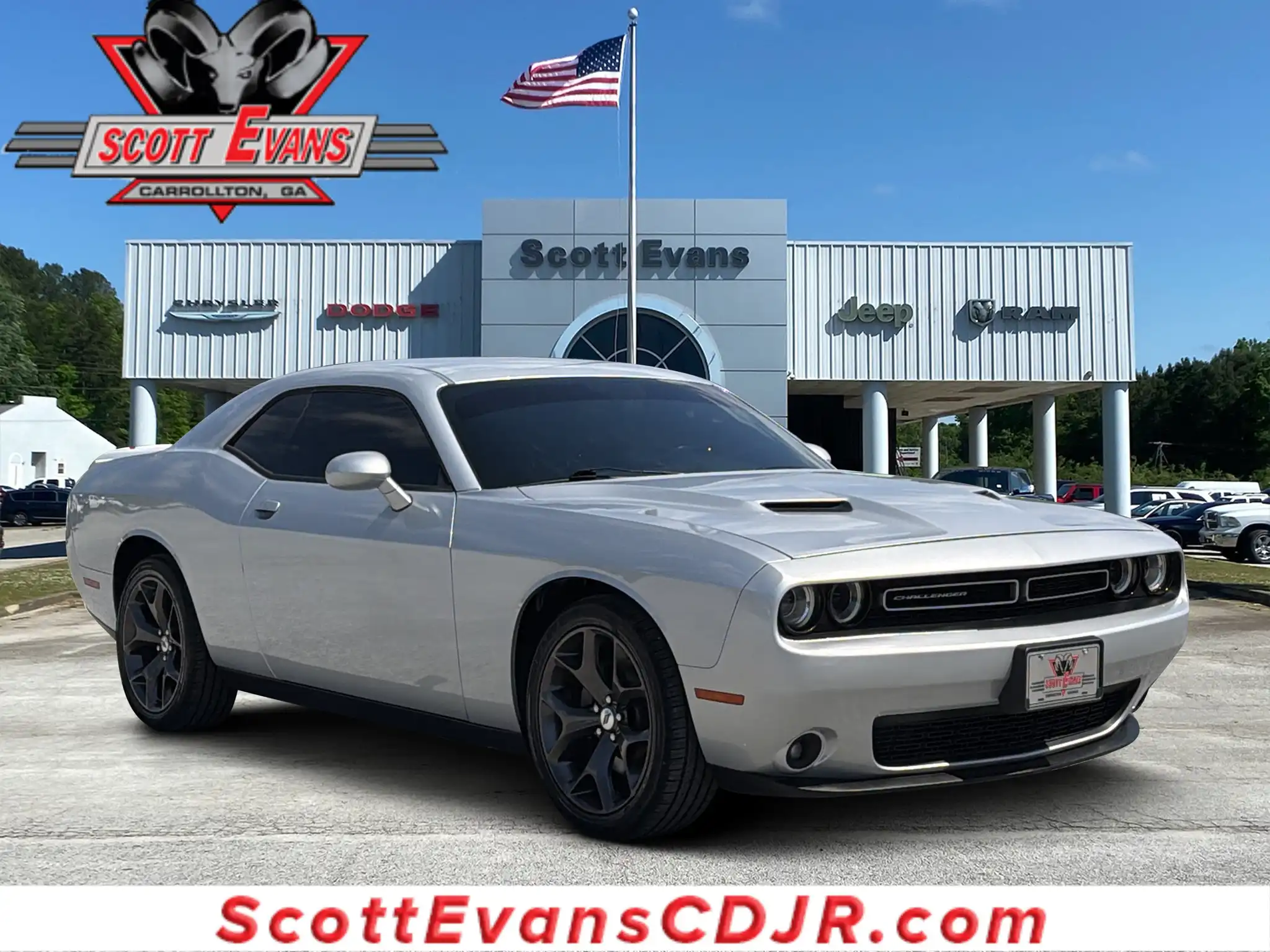 2019 Dodge Challenger SXT Auto Plus's photo