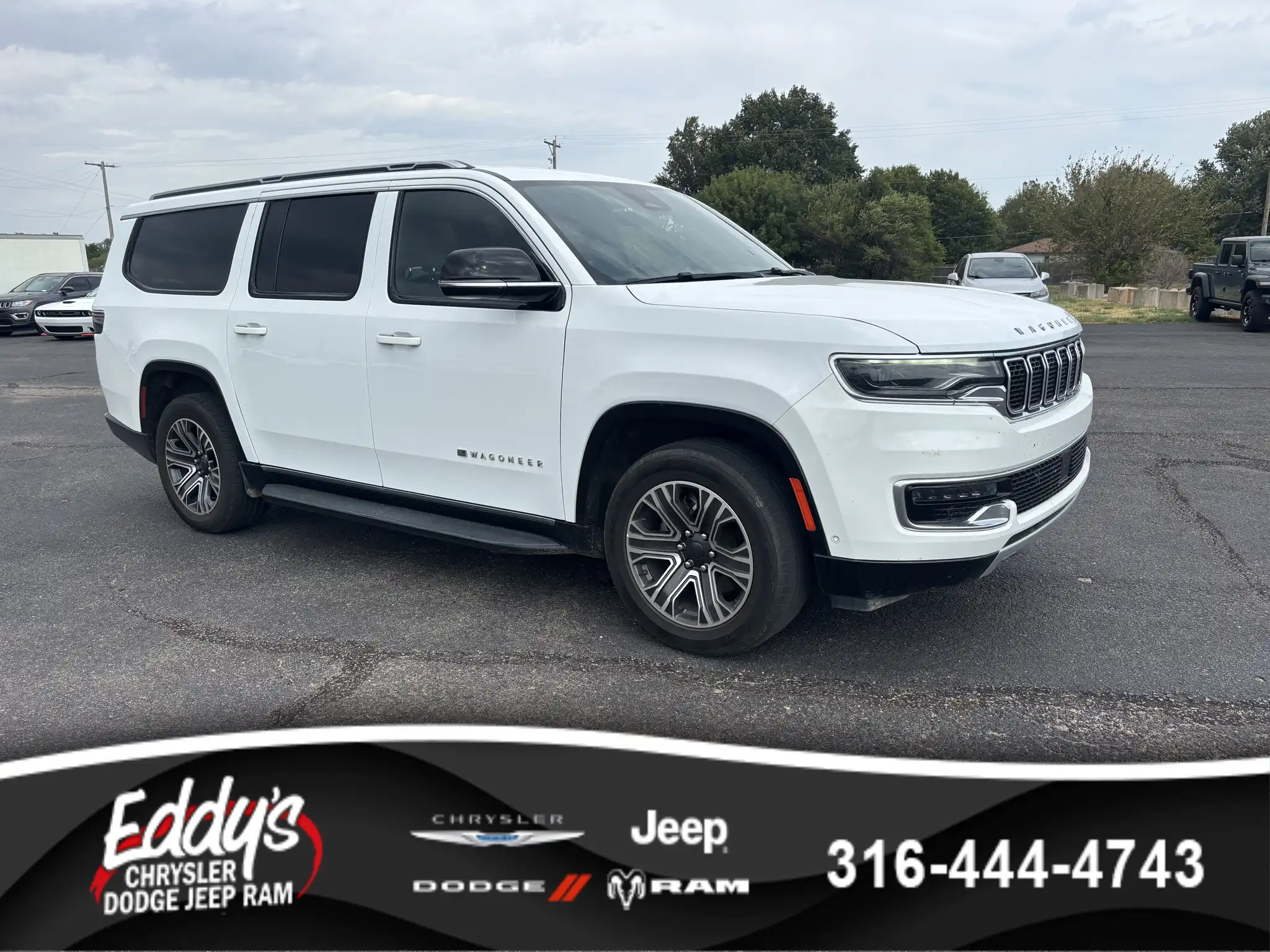 2024 Jeep Wagoneer L Pre-Owned 2024 Jeep Series II With Navigation's photo