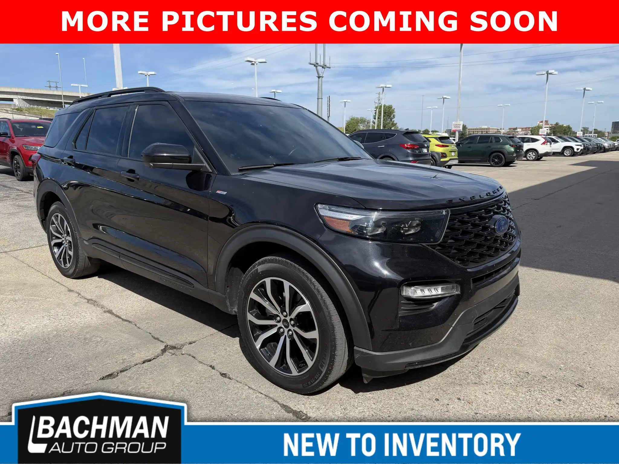2022 Ford Explorer ST-Line 4WD's photo