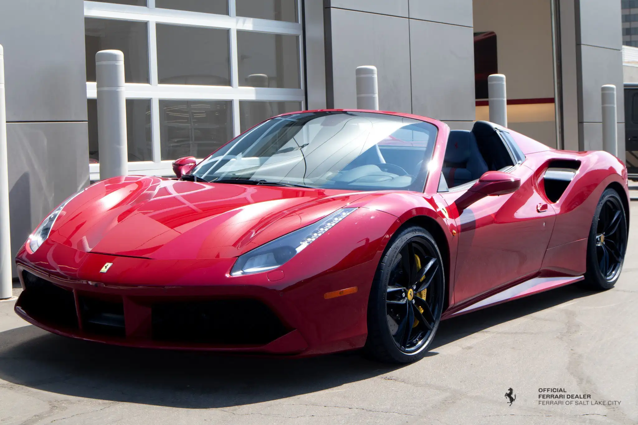 2019 Ferrari 488 Base's photo