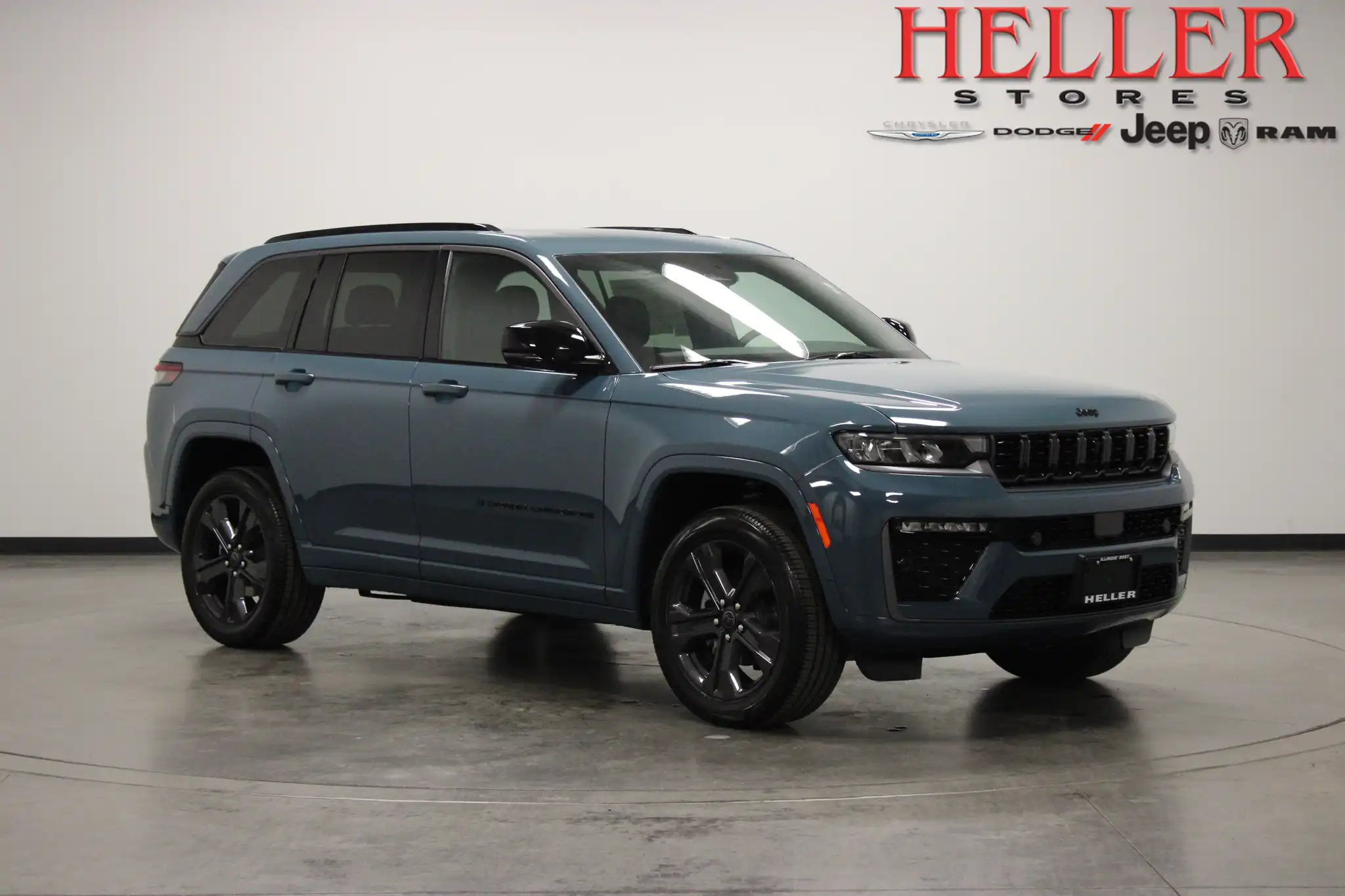2027 Jeep Grand Cherokee Limited Reserve 4WD's photo
