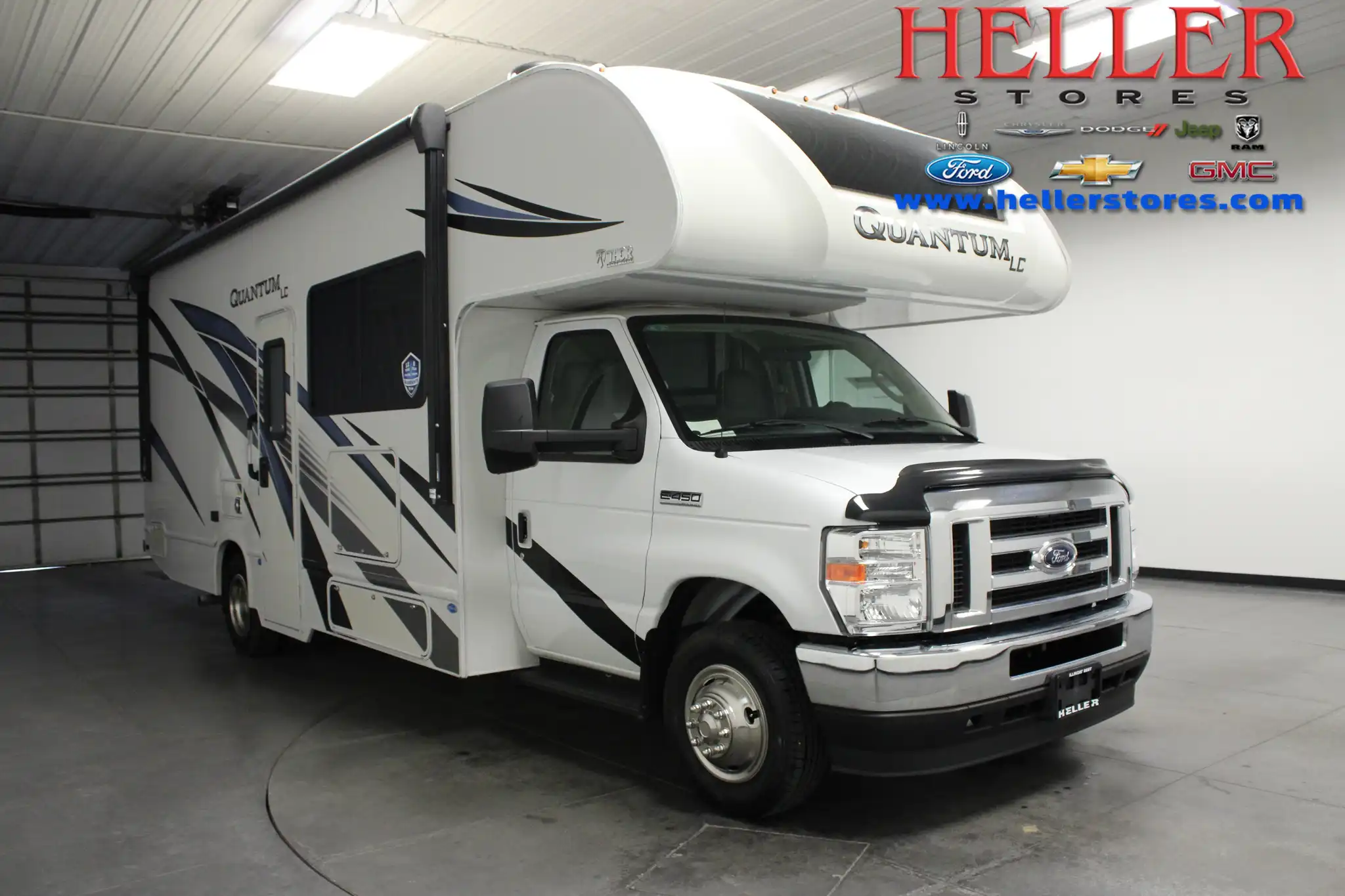 2023 Ford E-Series DRW E-450 Super Duty 158 in WB's photo