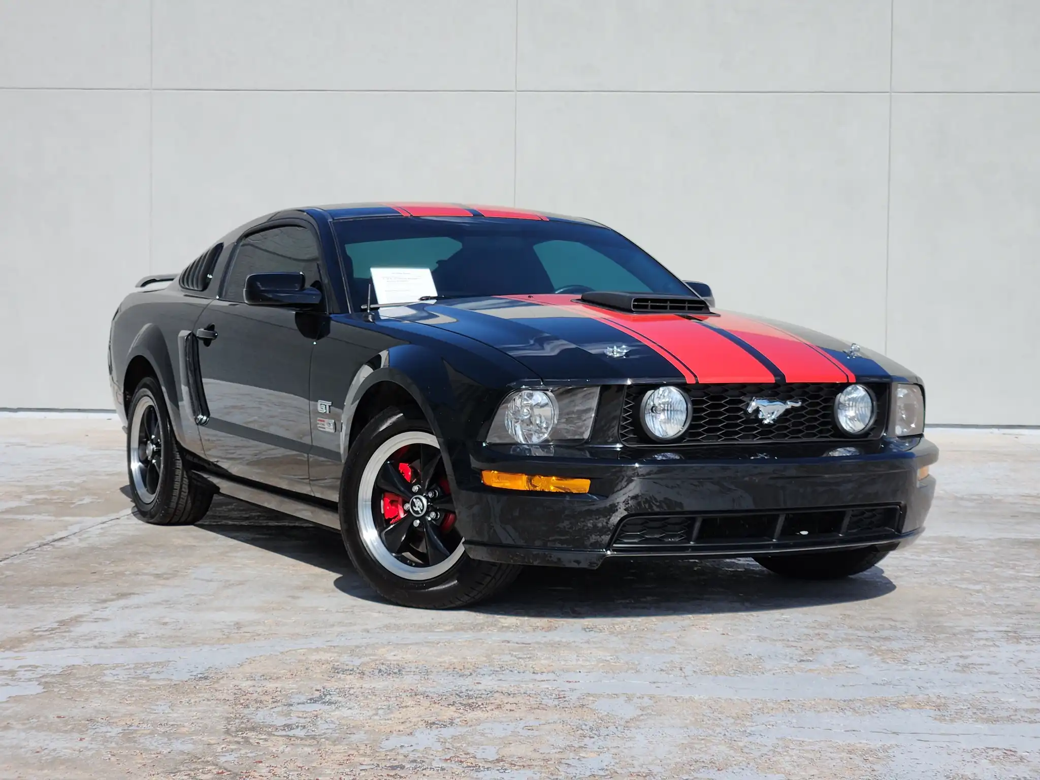 2006 Ford Mustang GT Premium's photo