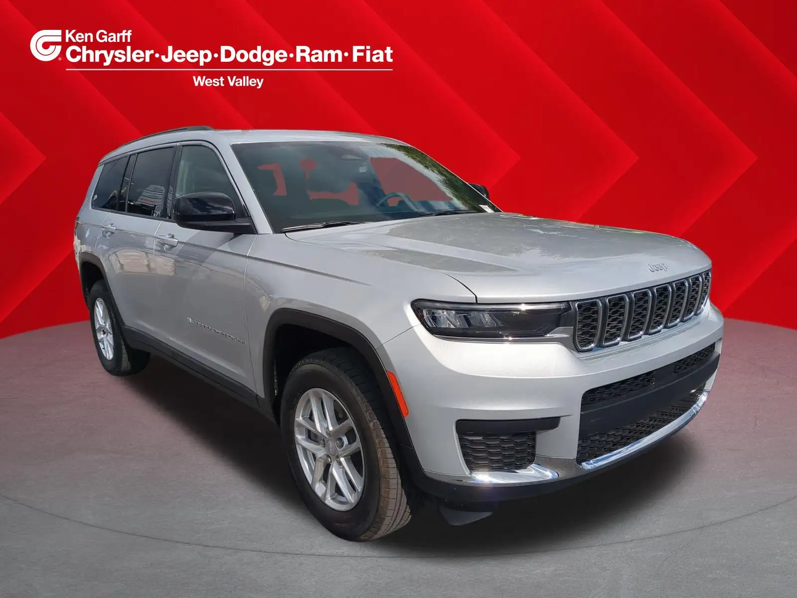 2026 Jeep Grand Cherokee L Laredo X 4WD's photo
