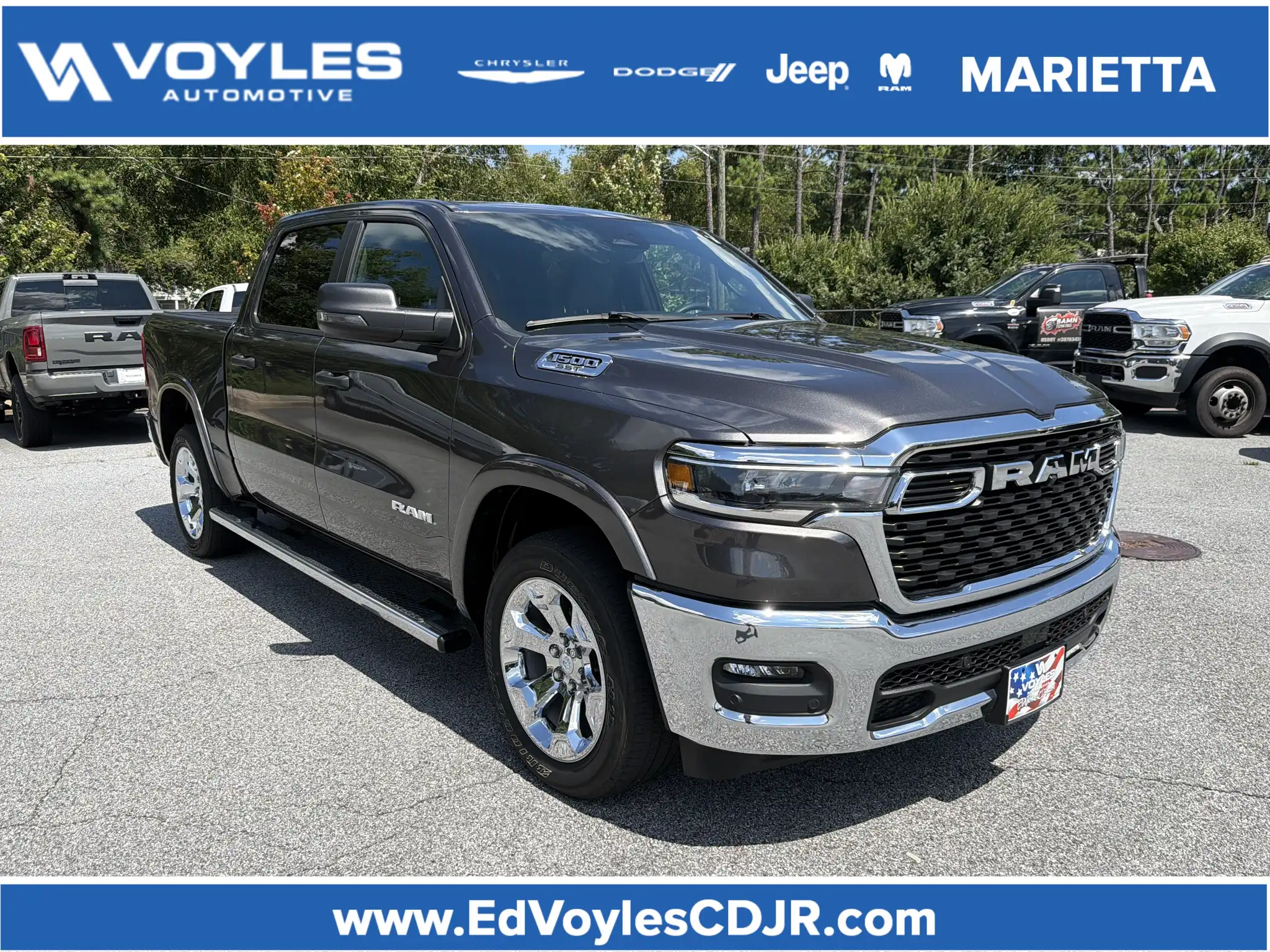 2025 RAM 1500 Big Horn/Lone Star 4x4 Crew Cab 5'7's photo
