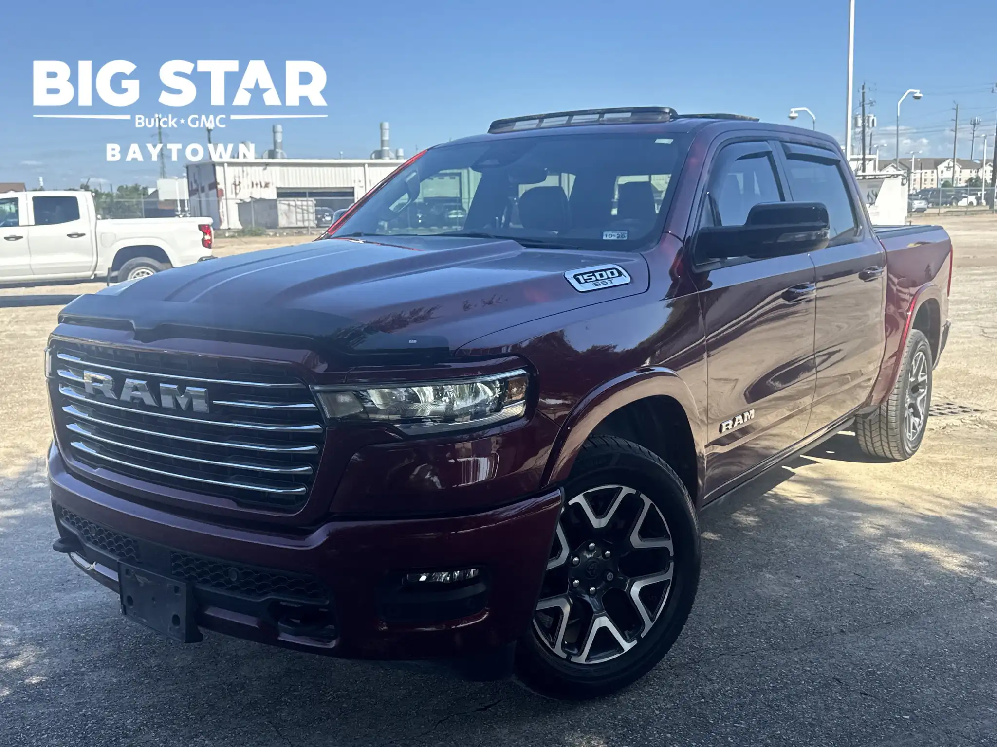 2025 RAM 1500 Laramie 4WD Crew Cab 5'7's photo