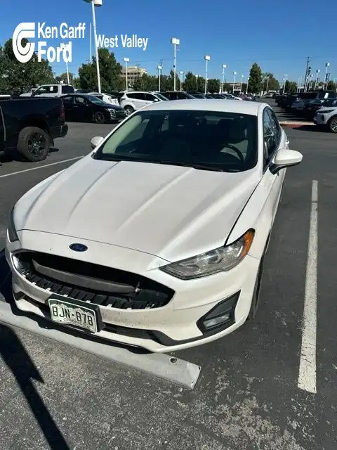 2020 Ford Fusion SE FWD's photo