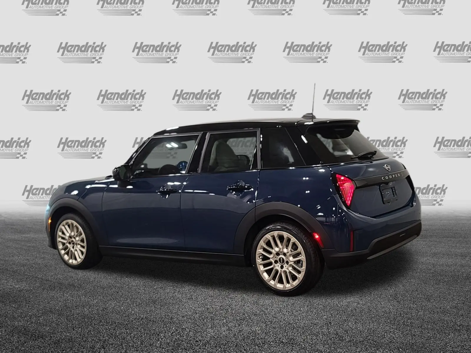 2026 MINI Hardtop Cooper S photo 5