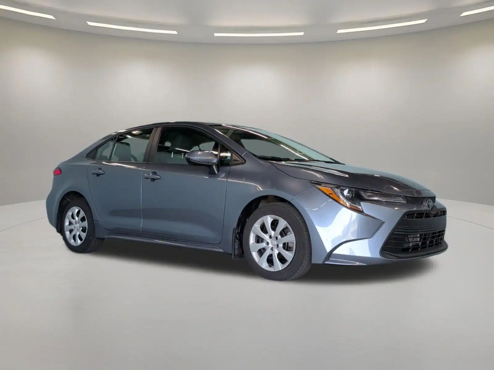 2025 Toyota Corolla LE CVT's photo
