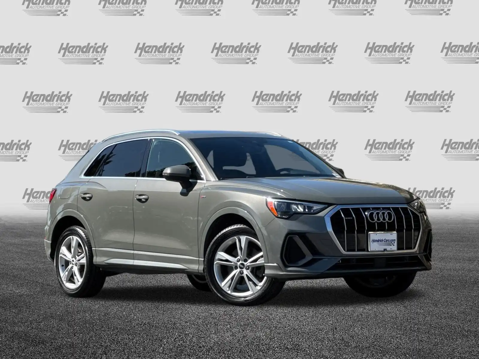 2021 Audi Q3 45 TFSI S Line Premium quattro's photo