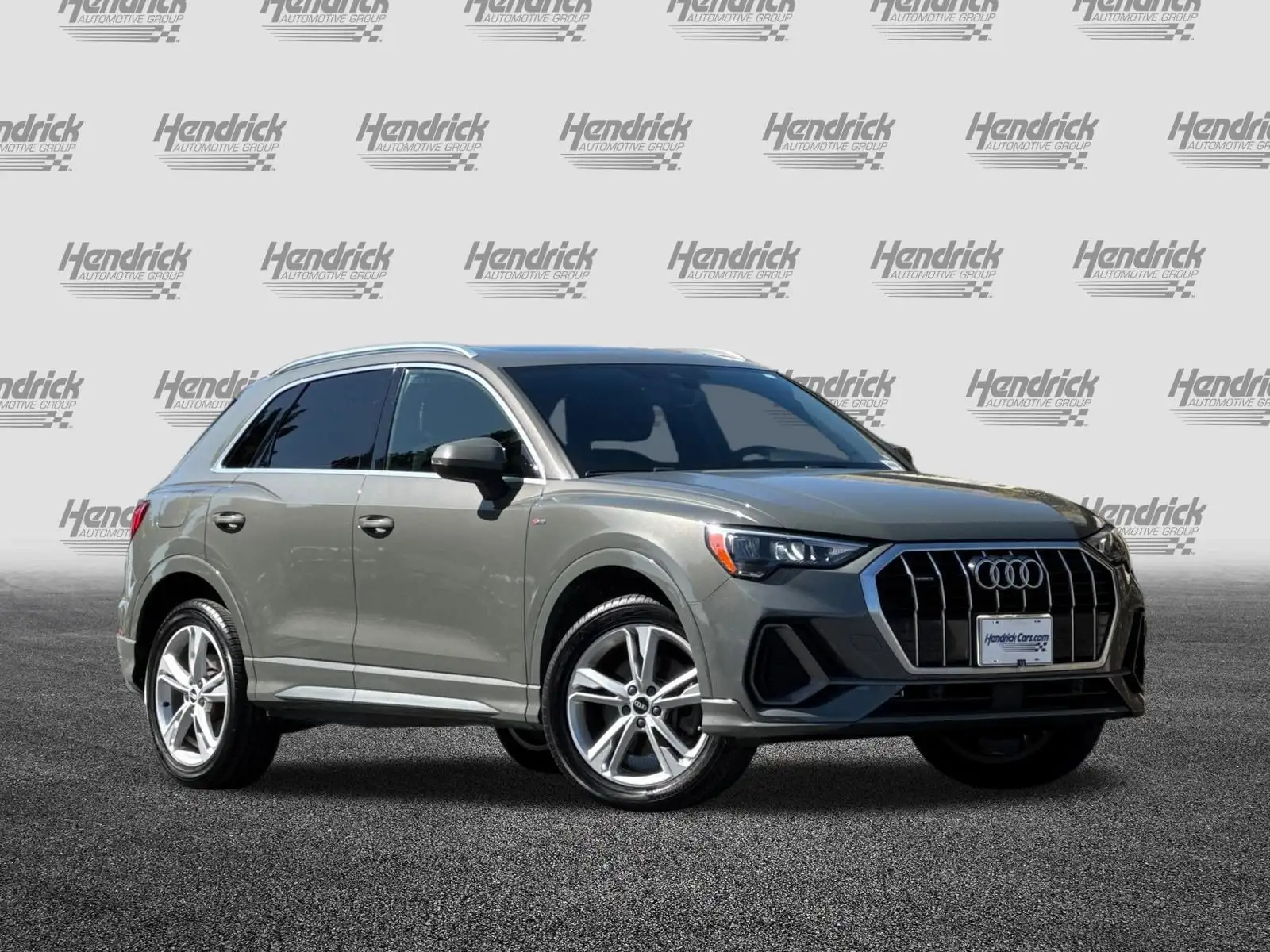 2021 Audi Q3 45 TFSI S Line Premium quattro's photo