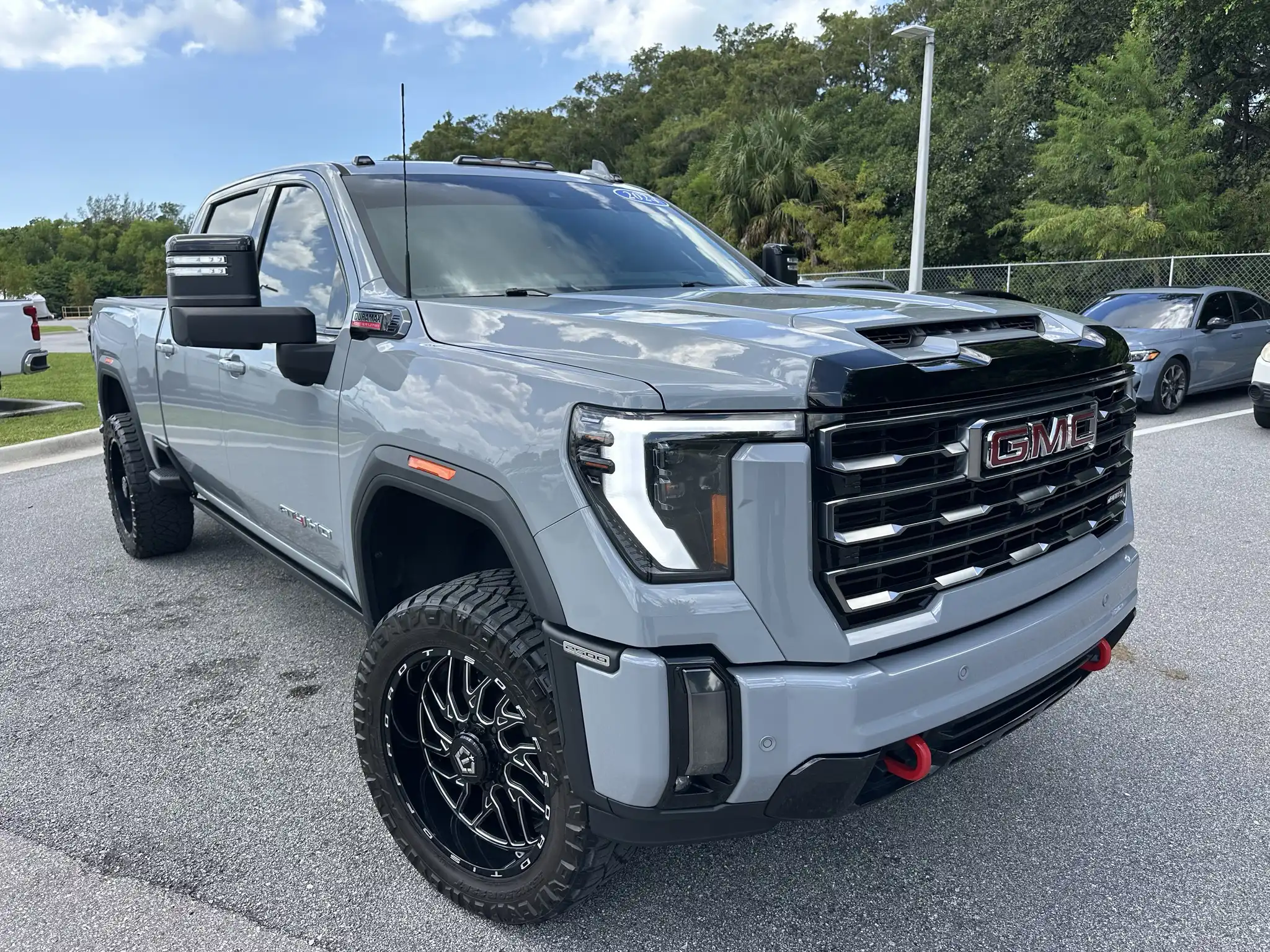 2024 GMC Sierra AT4 4WD Crew Cab Standard Box's photo
