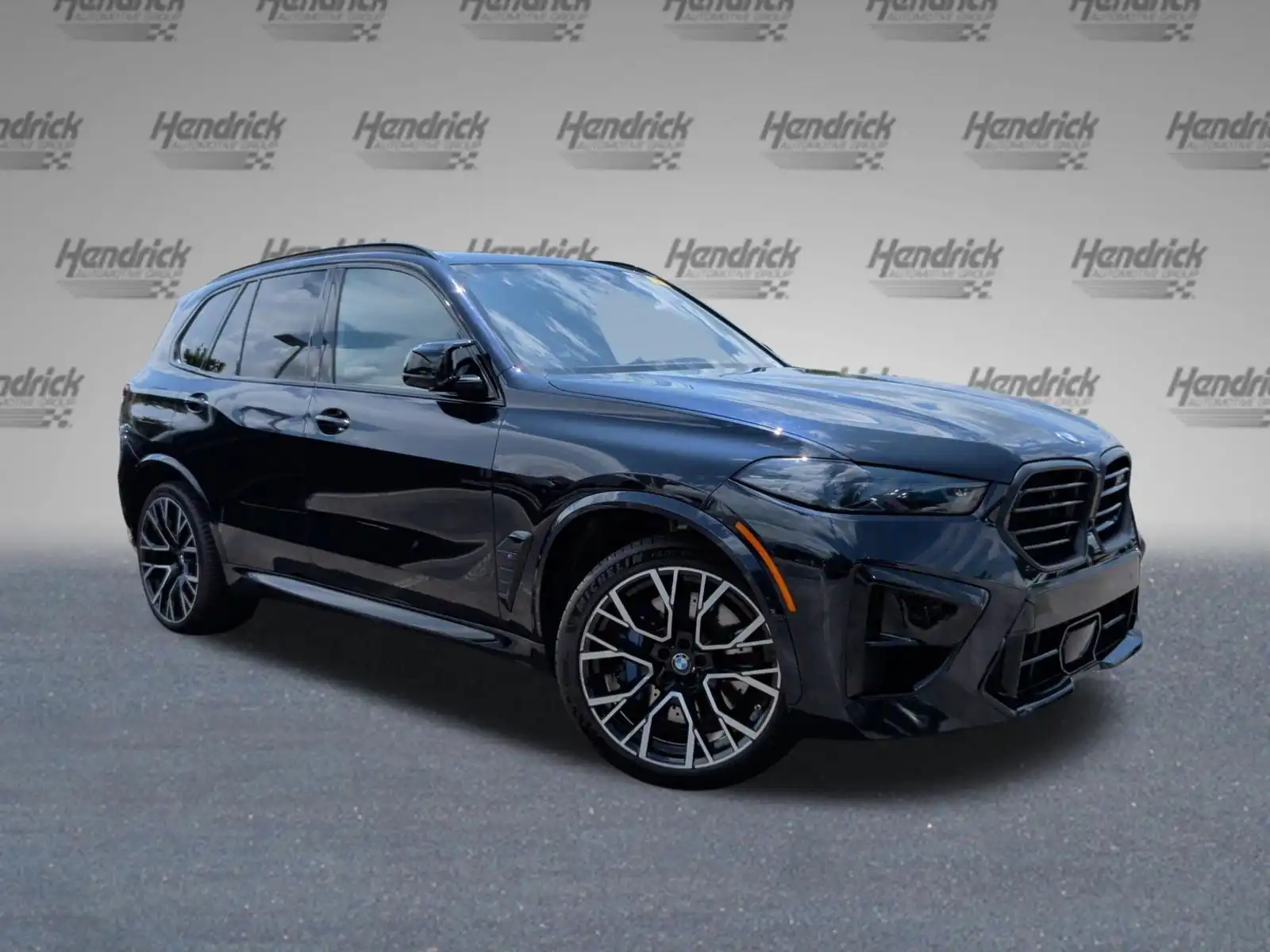 2024 BMW X5 M Competition's photo