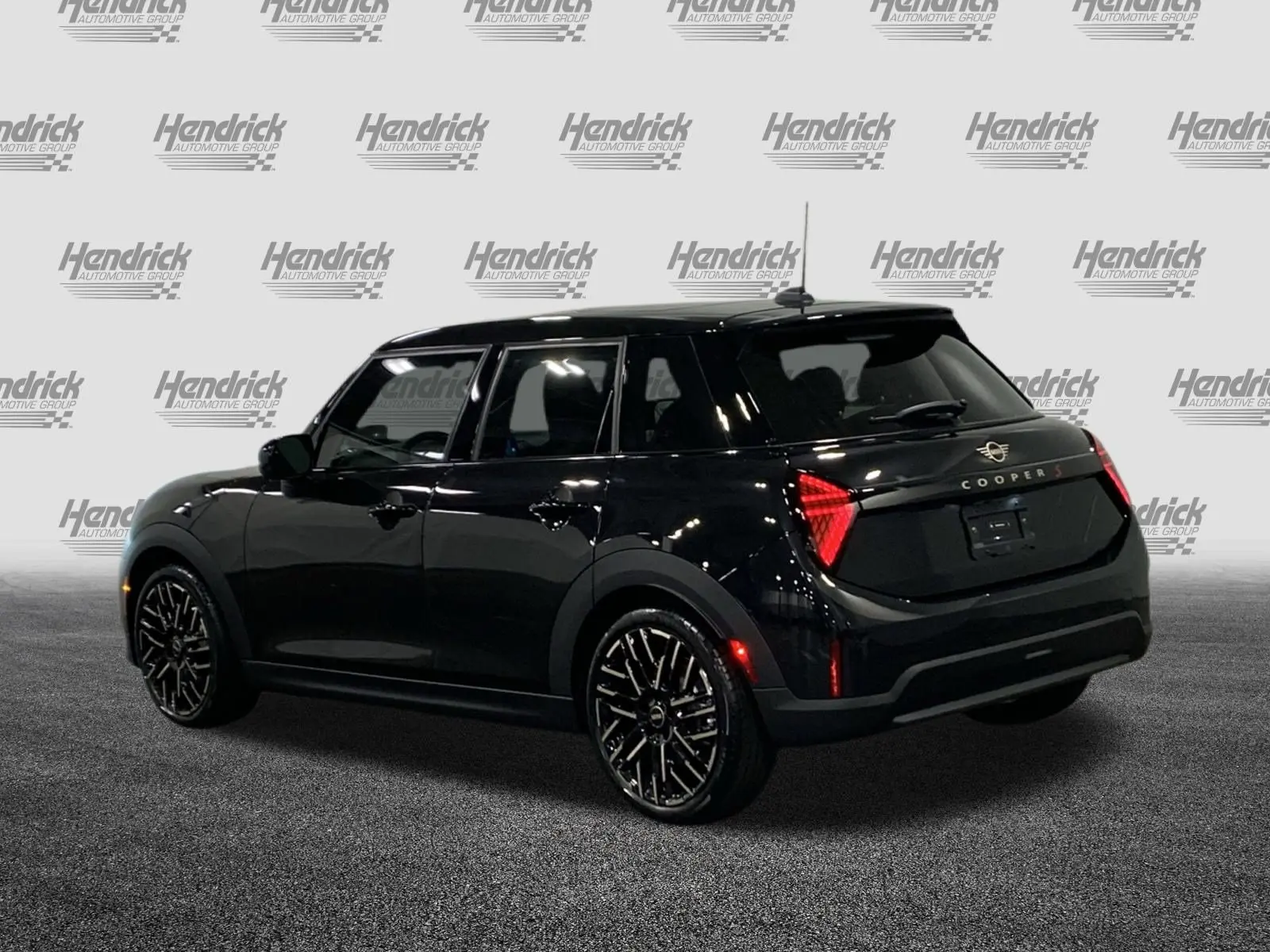 2026 MINI Hardtop Cooper S photo 5