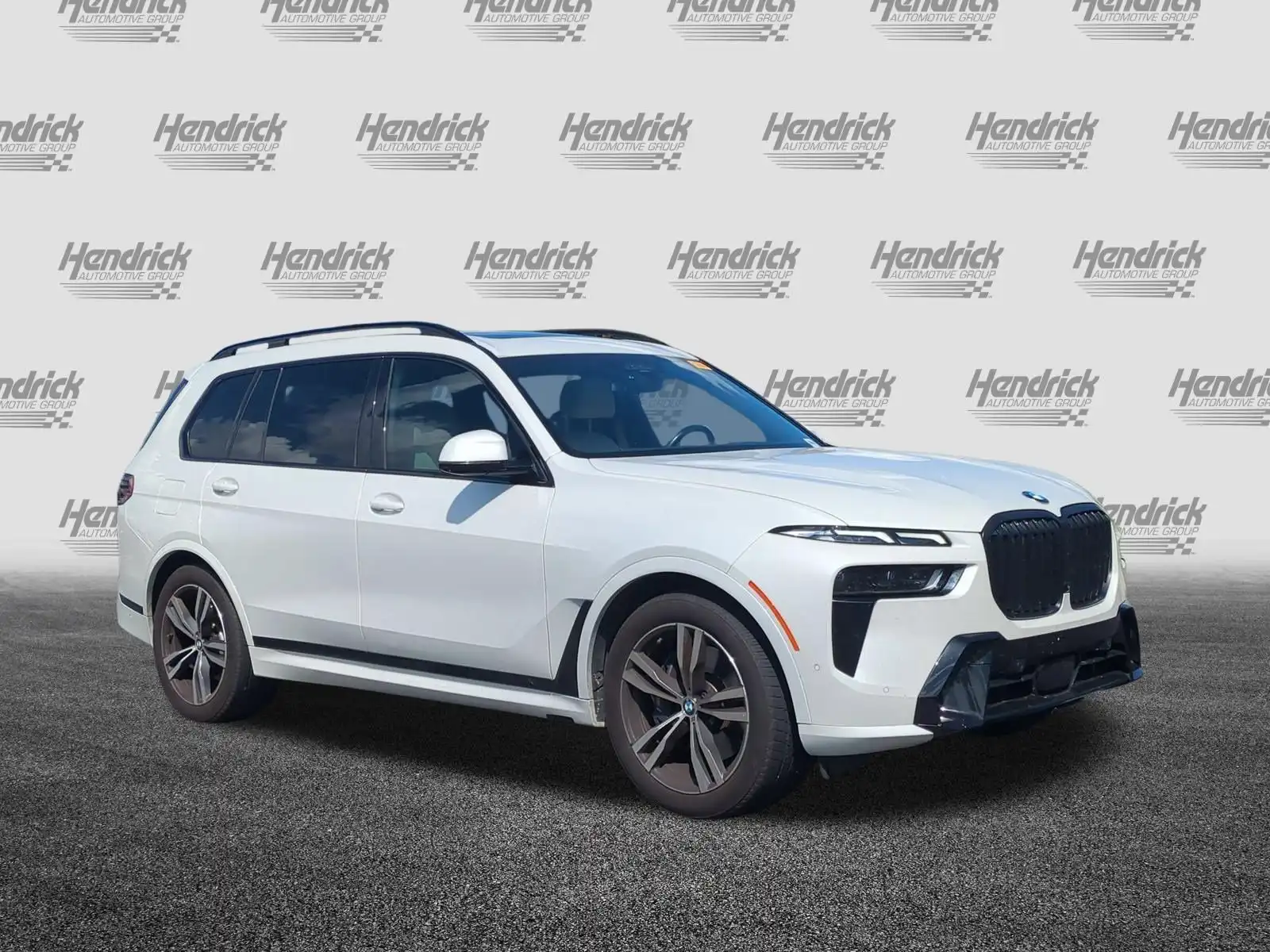2024 BMW X7 xDrive40i's photo