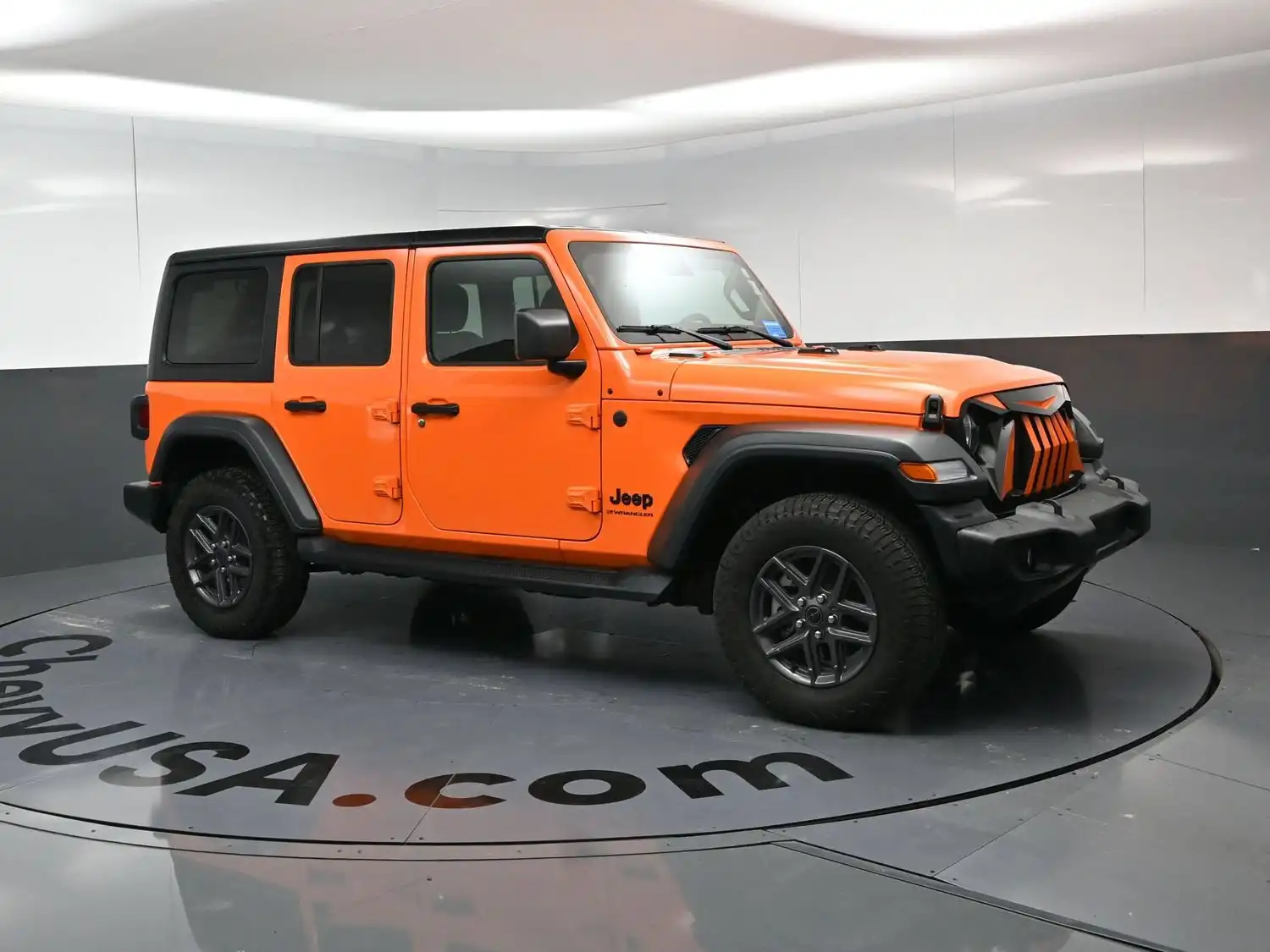 2025 Jeep Wrangler Sport S's photo
