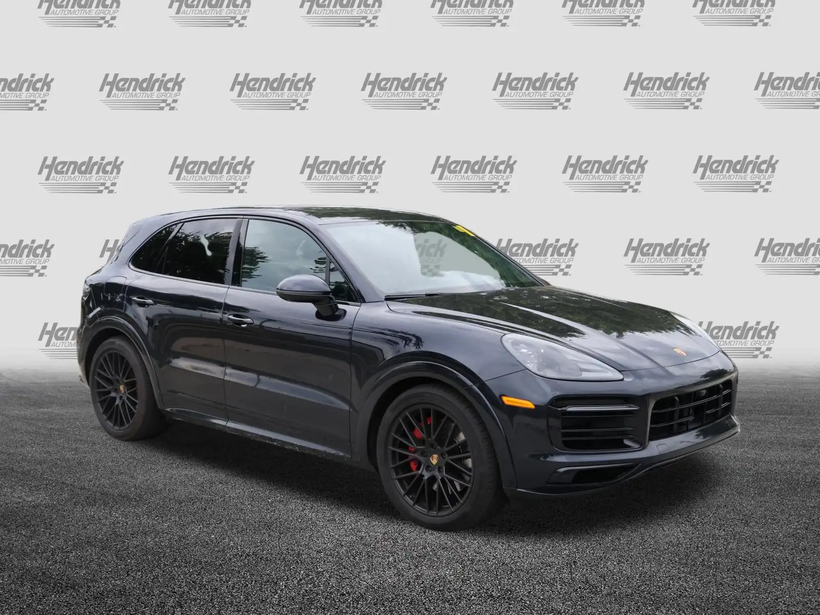 2021 Porsche Cayenne GTS's photo