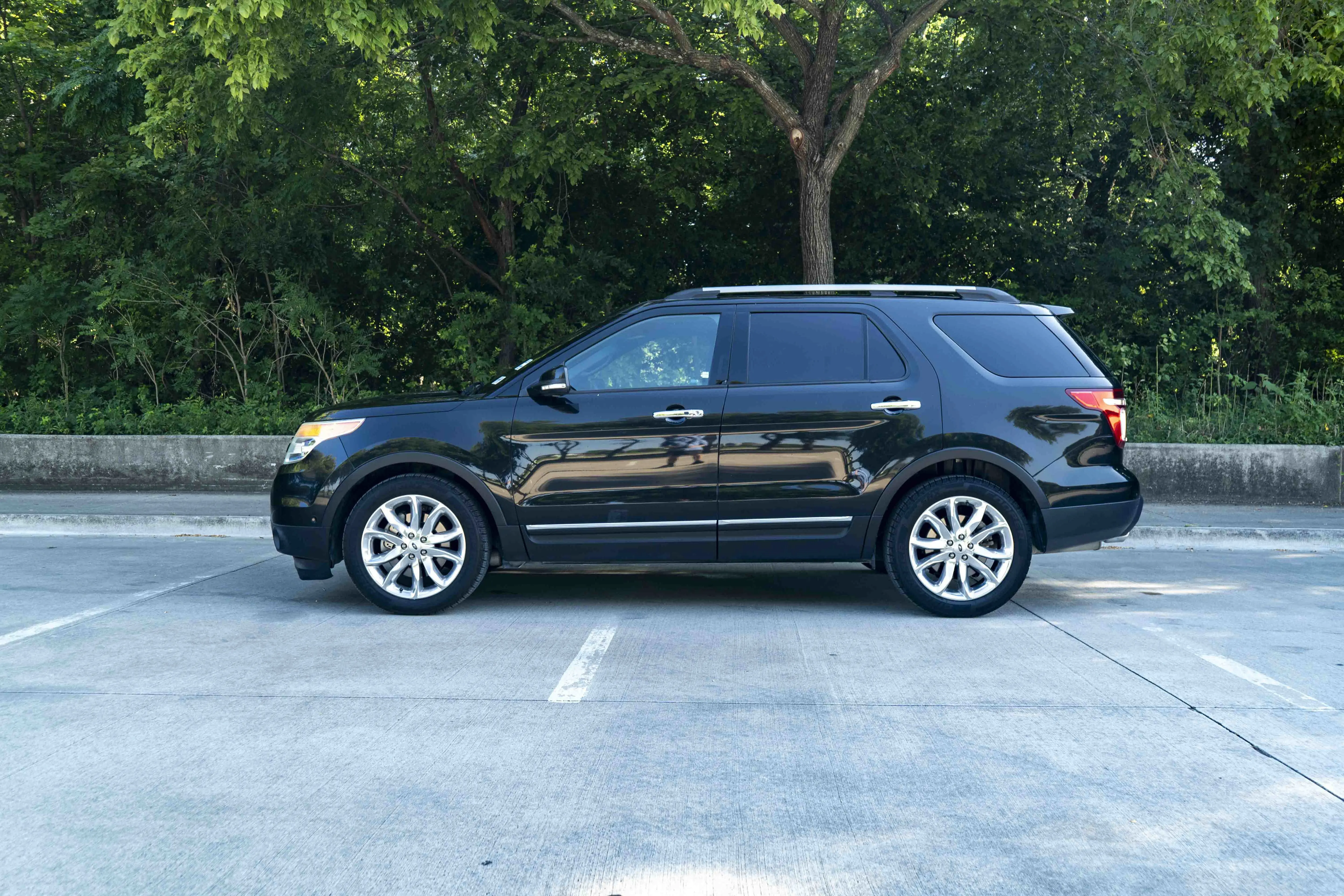 2014 Ford Explorer Limited photo 5