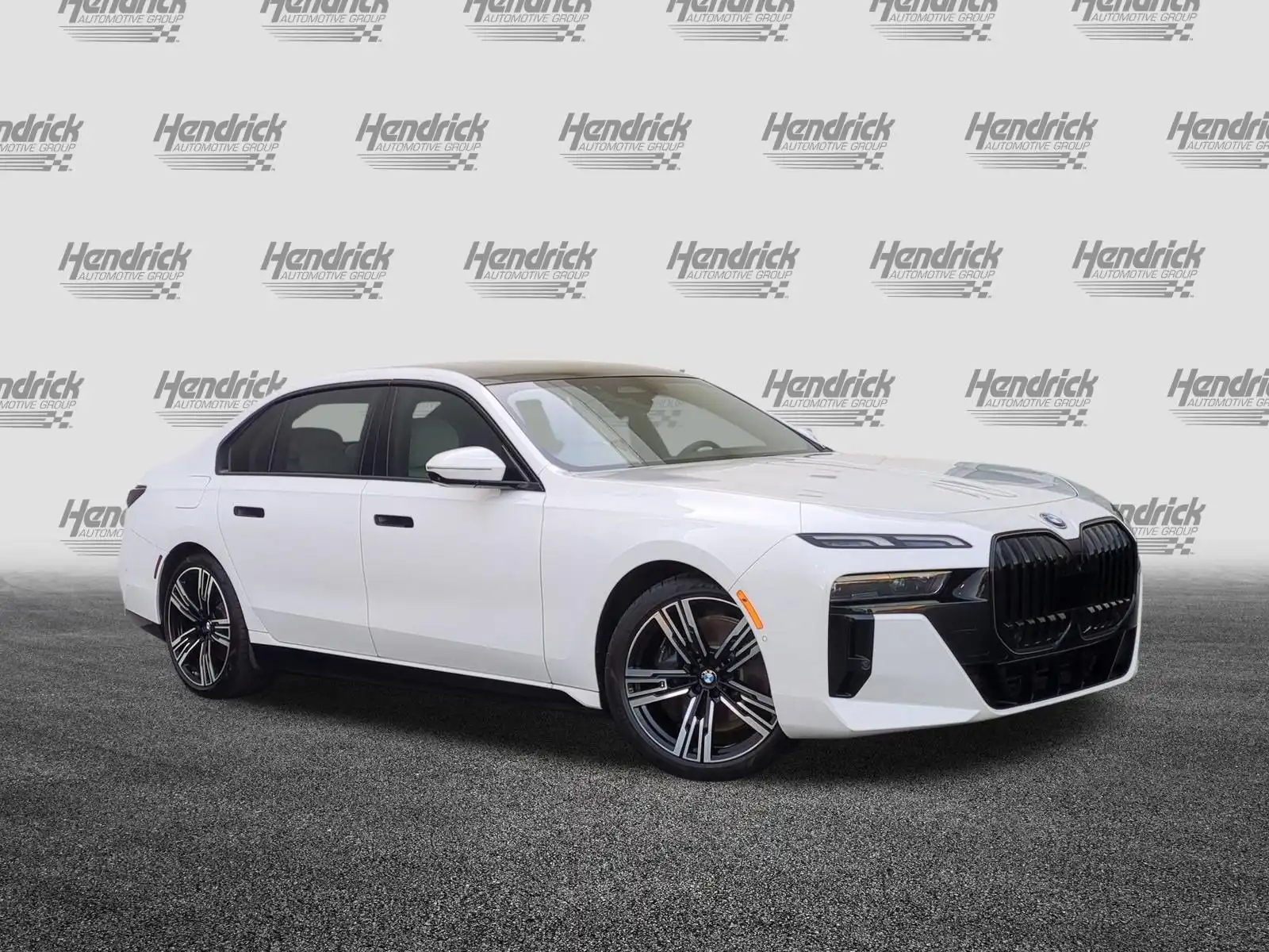 2024 BMW i7 eDrive50's photo