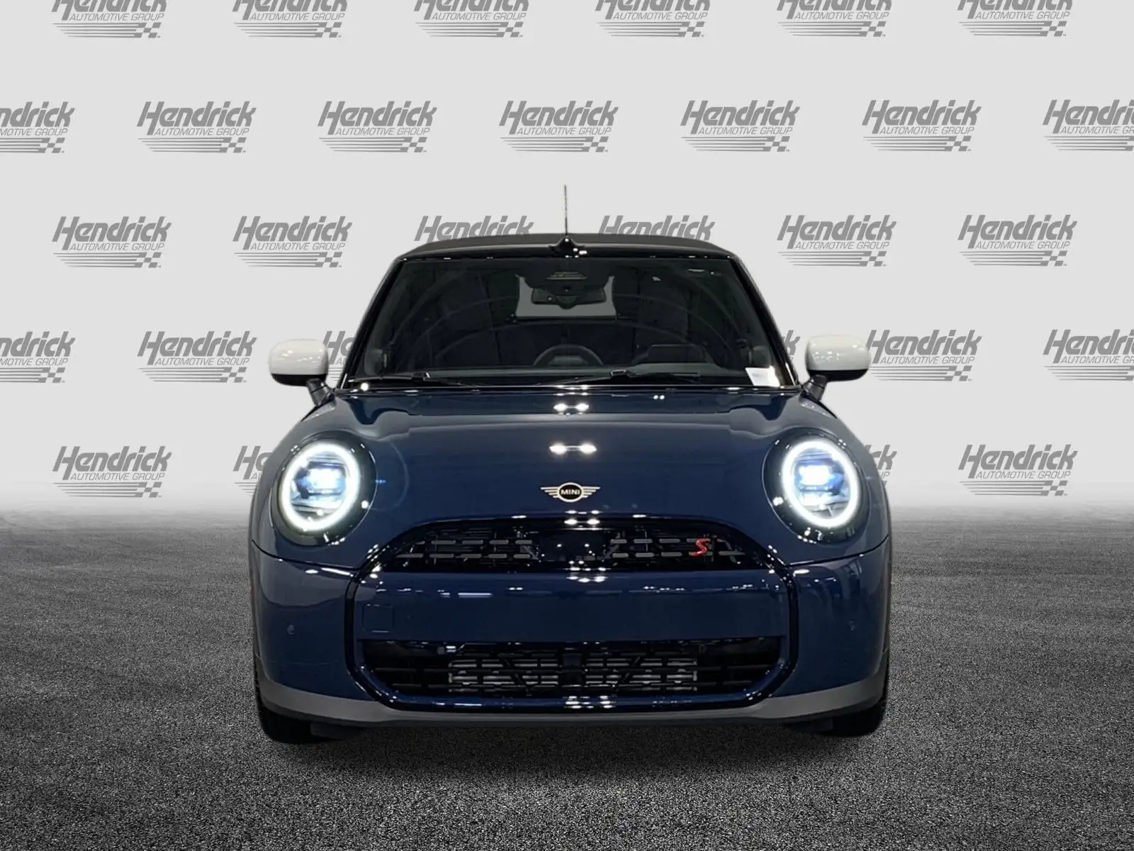 2026 MINI Convertible Cooper S Signature's photo