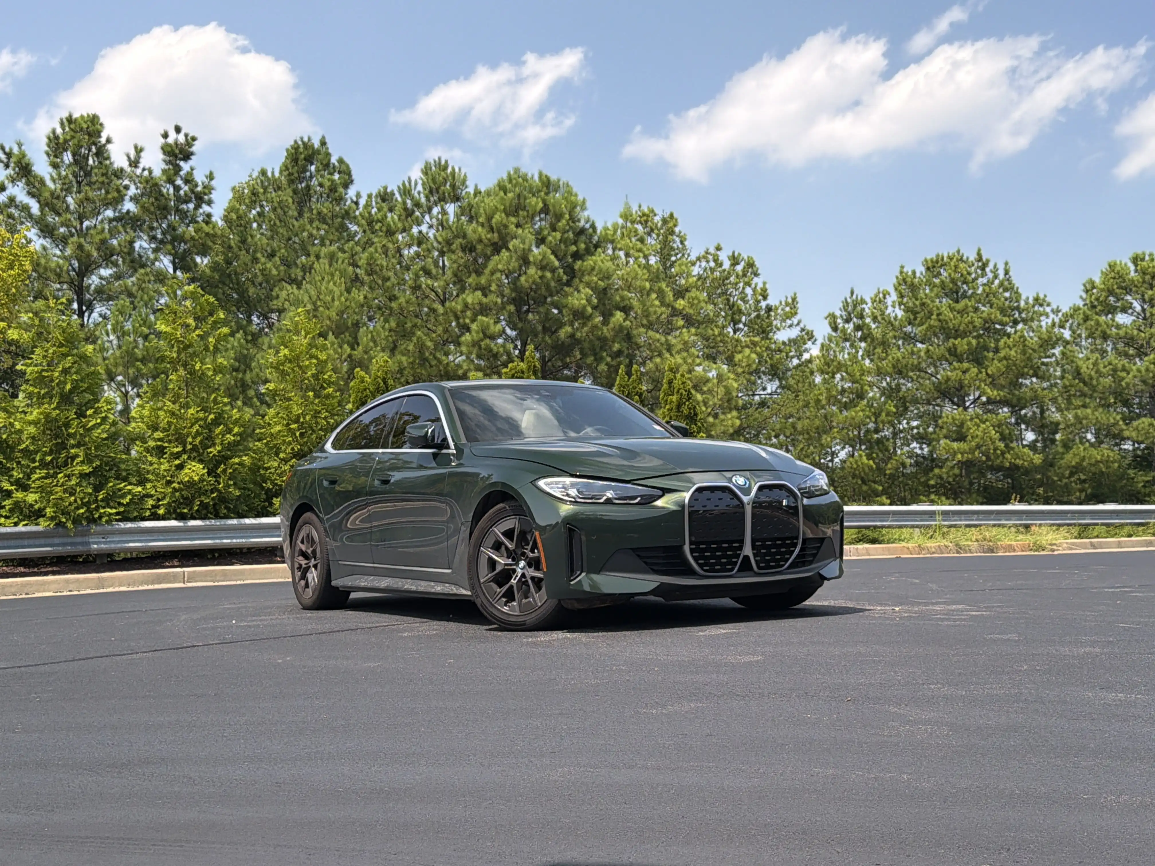 2023 BMW i4 eDrive40's photo