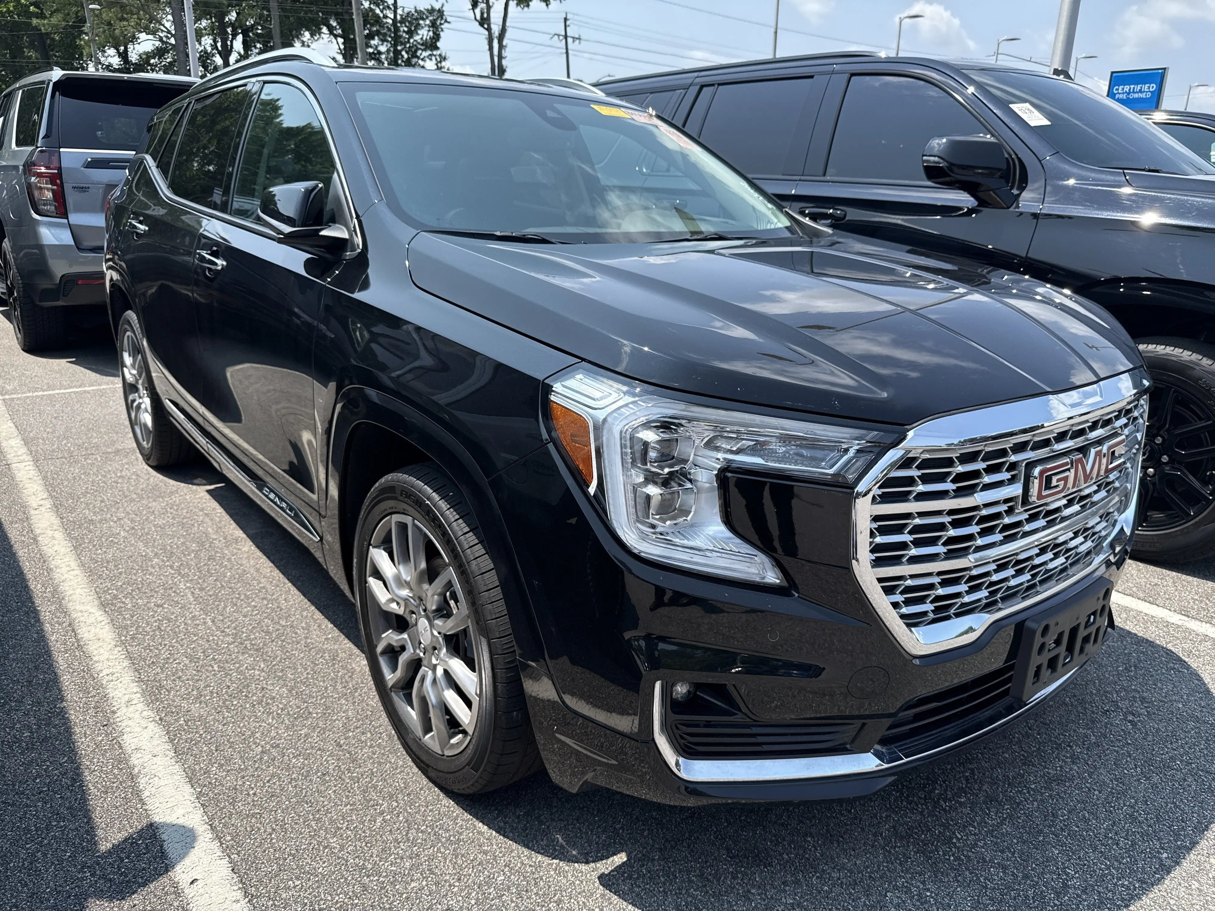 2022 GMC Terrain Denali AWD's photo