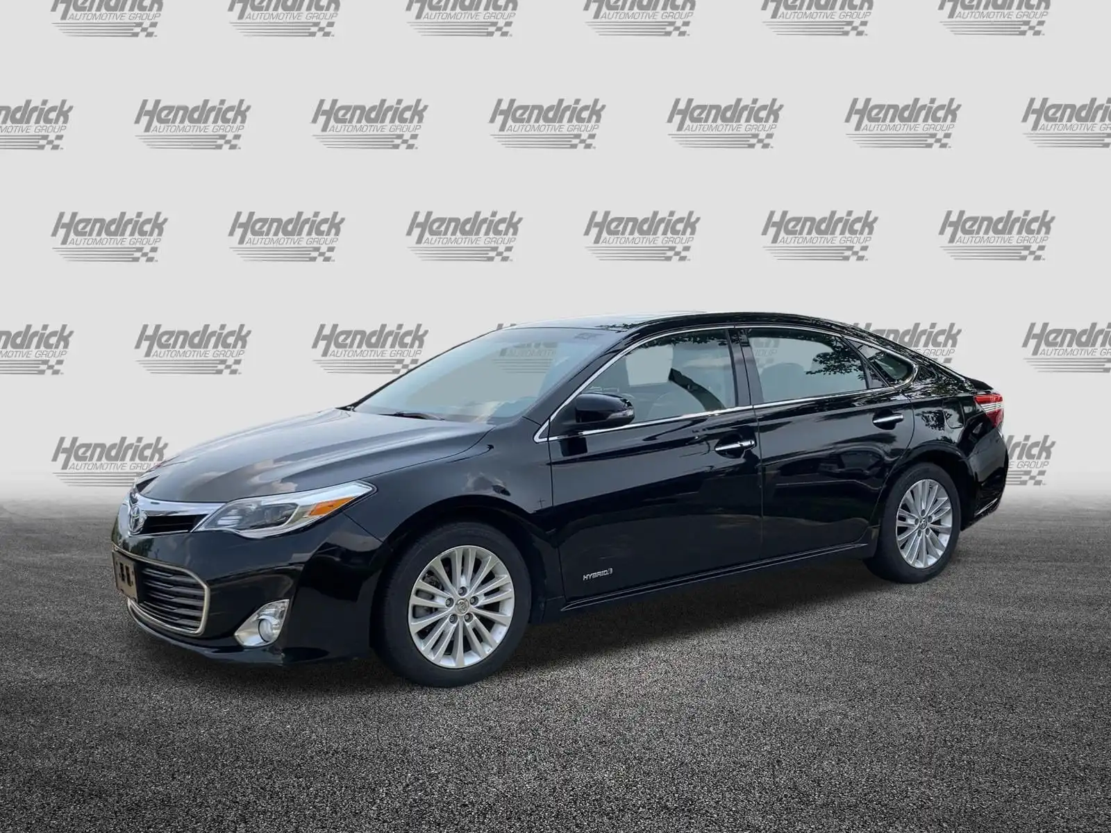 2013 Toyota Avalon XLE Touring Hybrid's photo