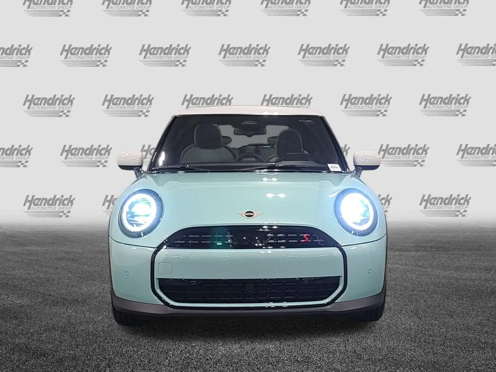 2026 MINI Hardtop Cooper S's photo