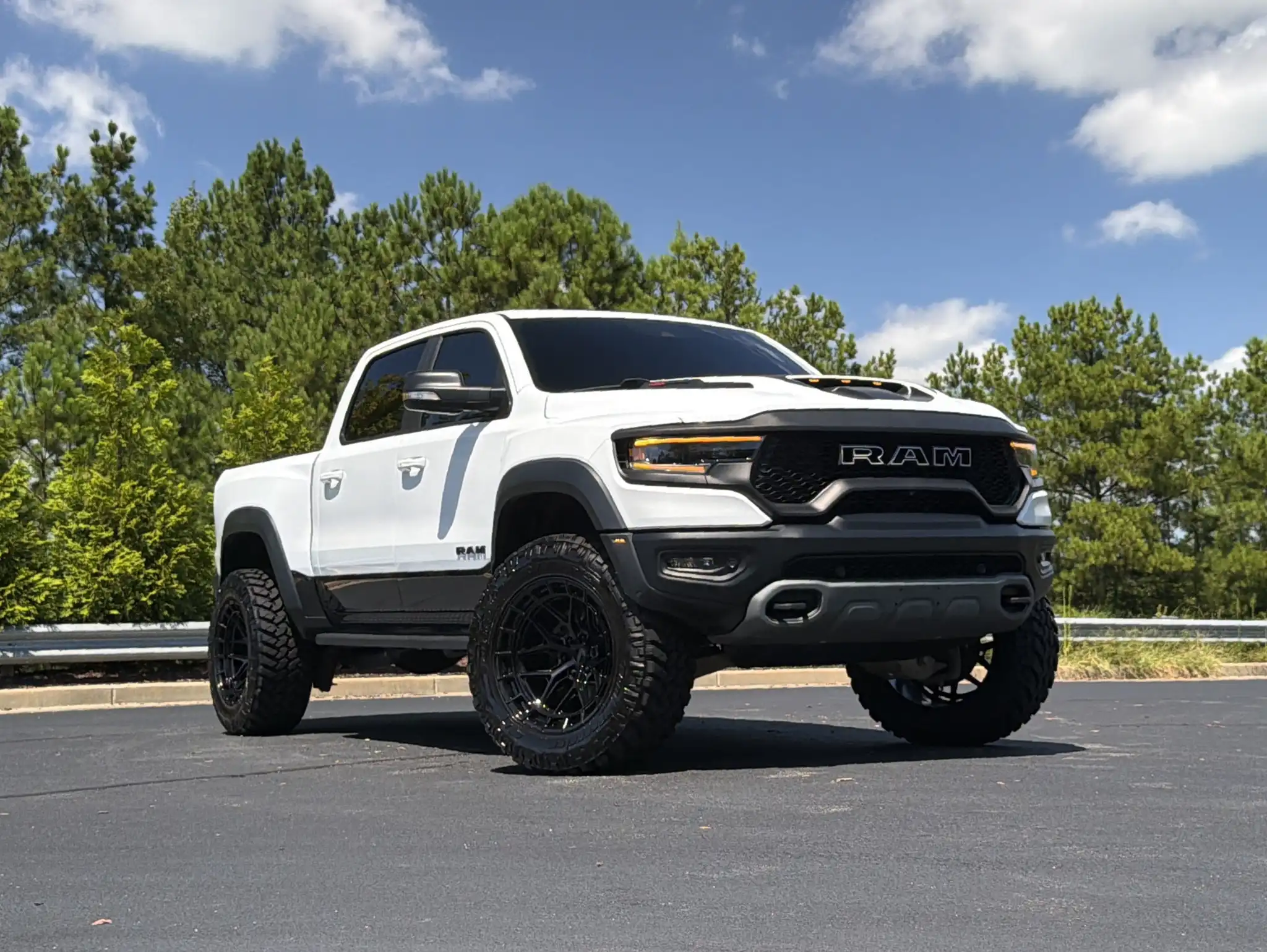 2022 RAM 1500 TRX 4x4 Crew Cab 5'7's photo