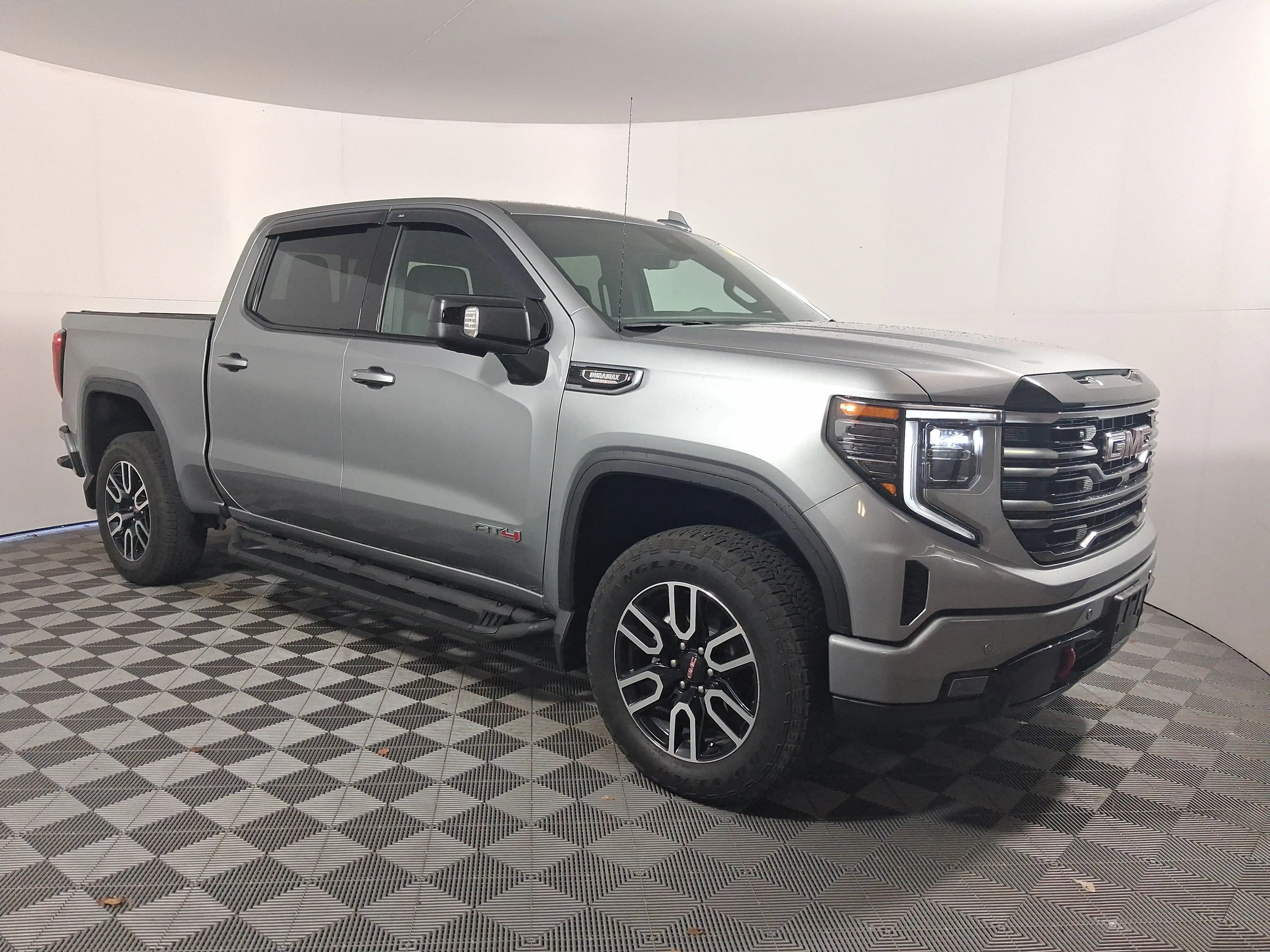 2026 GMC Sierra 4WD Crew Cab Short Box AT4's photo