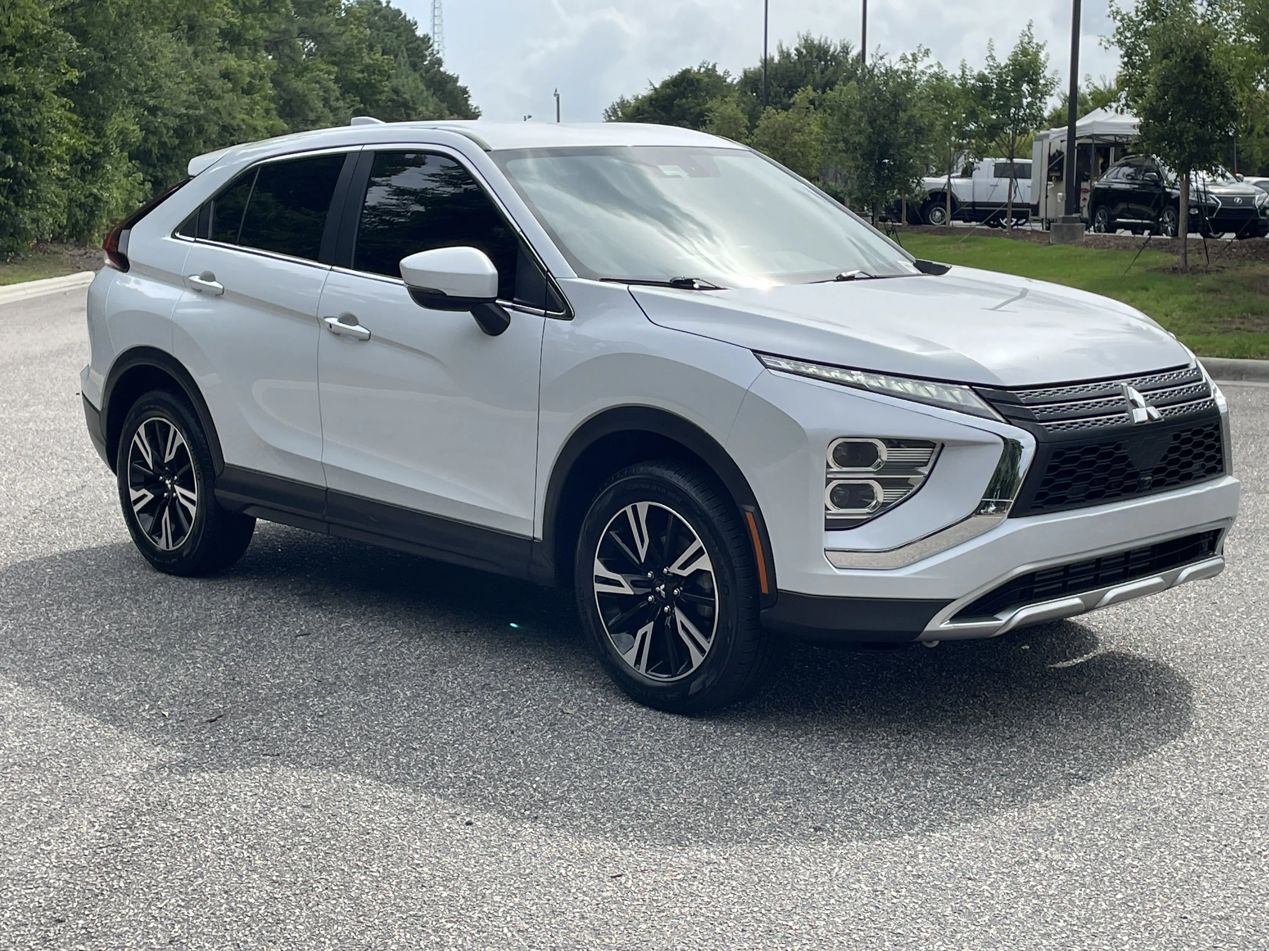 2023 Mitsubishi Eclipse Cross SE S-AWC's photo